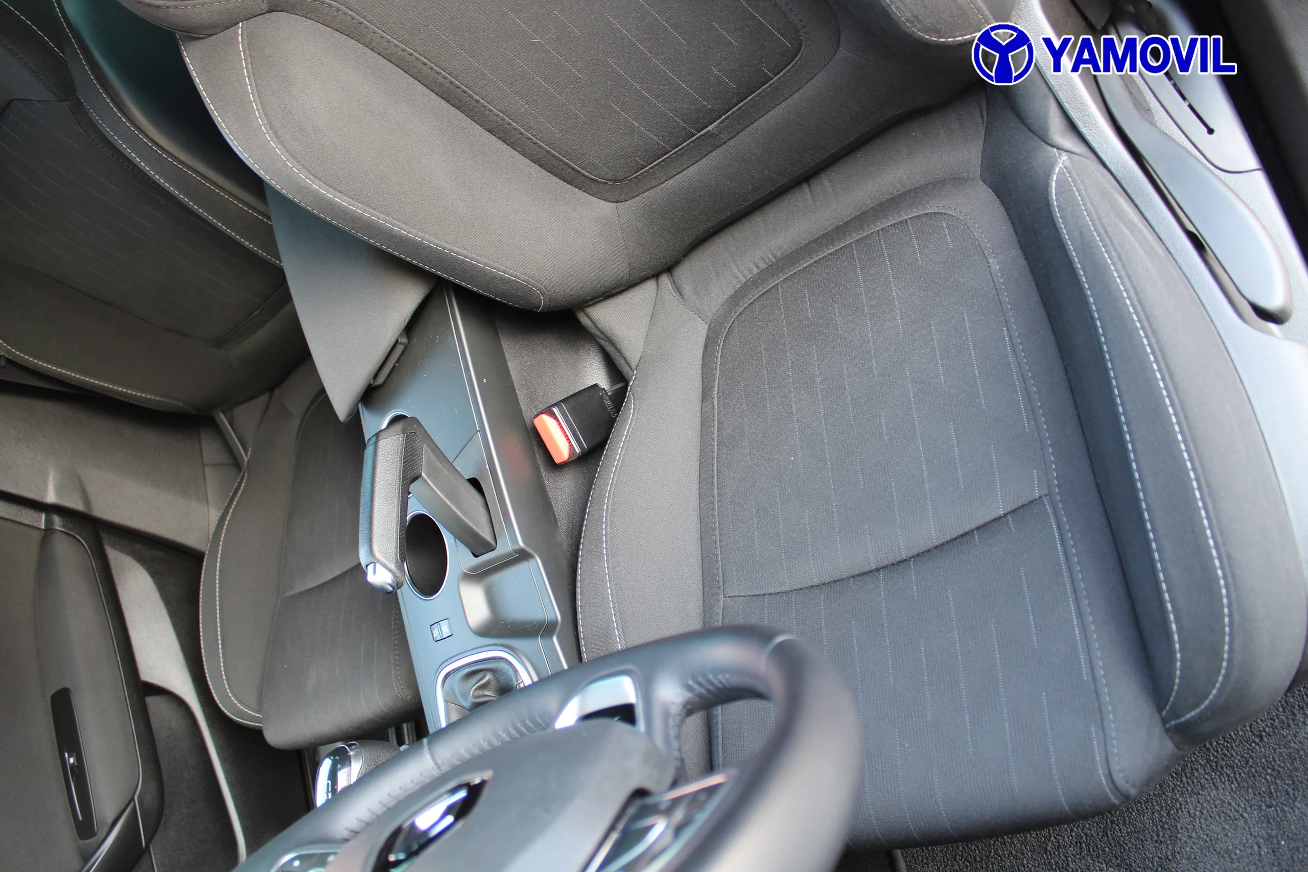 Renault Megane TCE 130CV LIMITED 5P - Foto 14