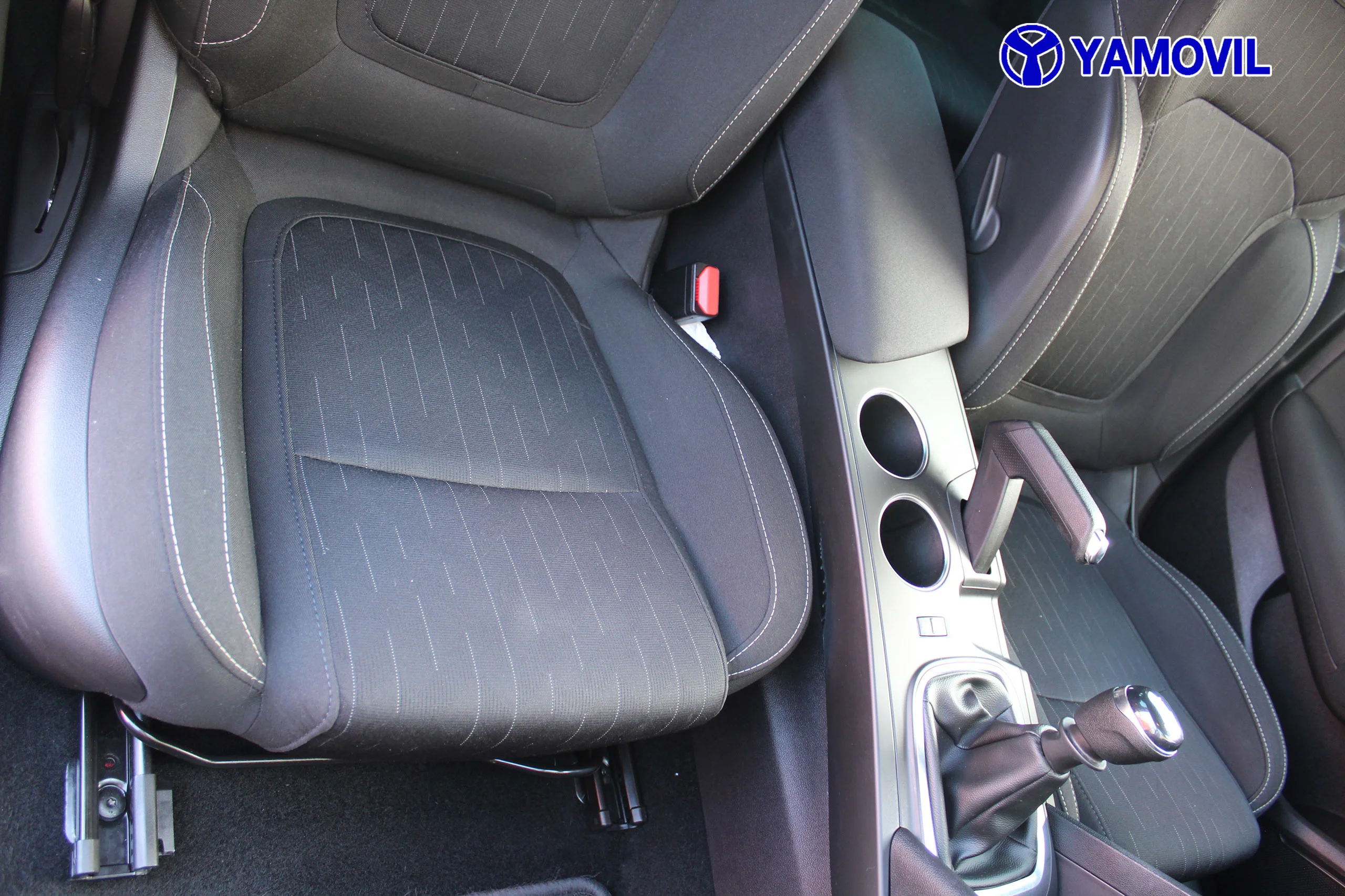Renault Megane TCE 130CV LIMITED 5P - Foto 18