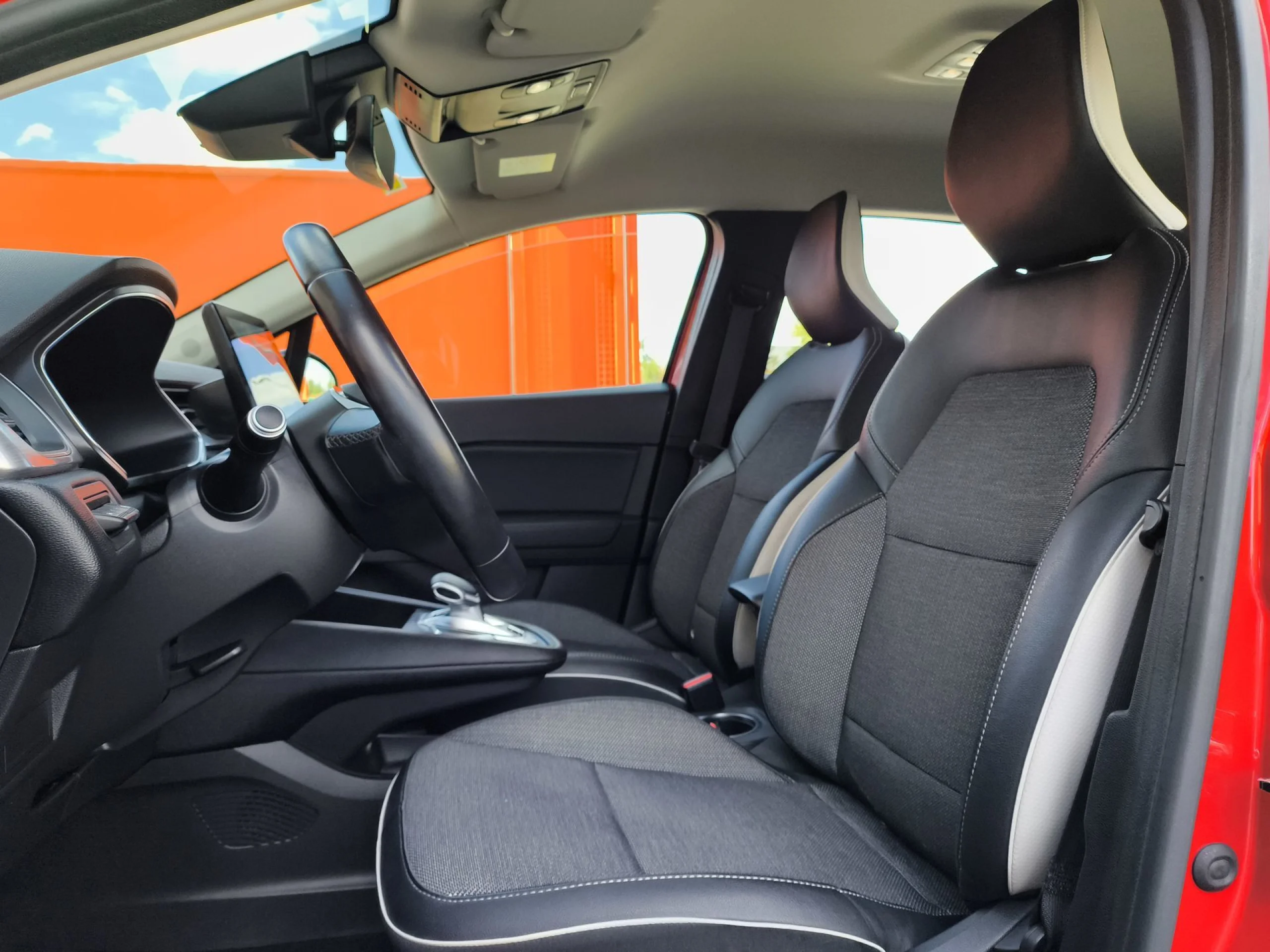 Renault Captur Zen E-TECH Híbrido enchufable 118 kW (160 CV) - Foto 8