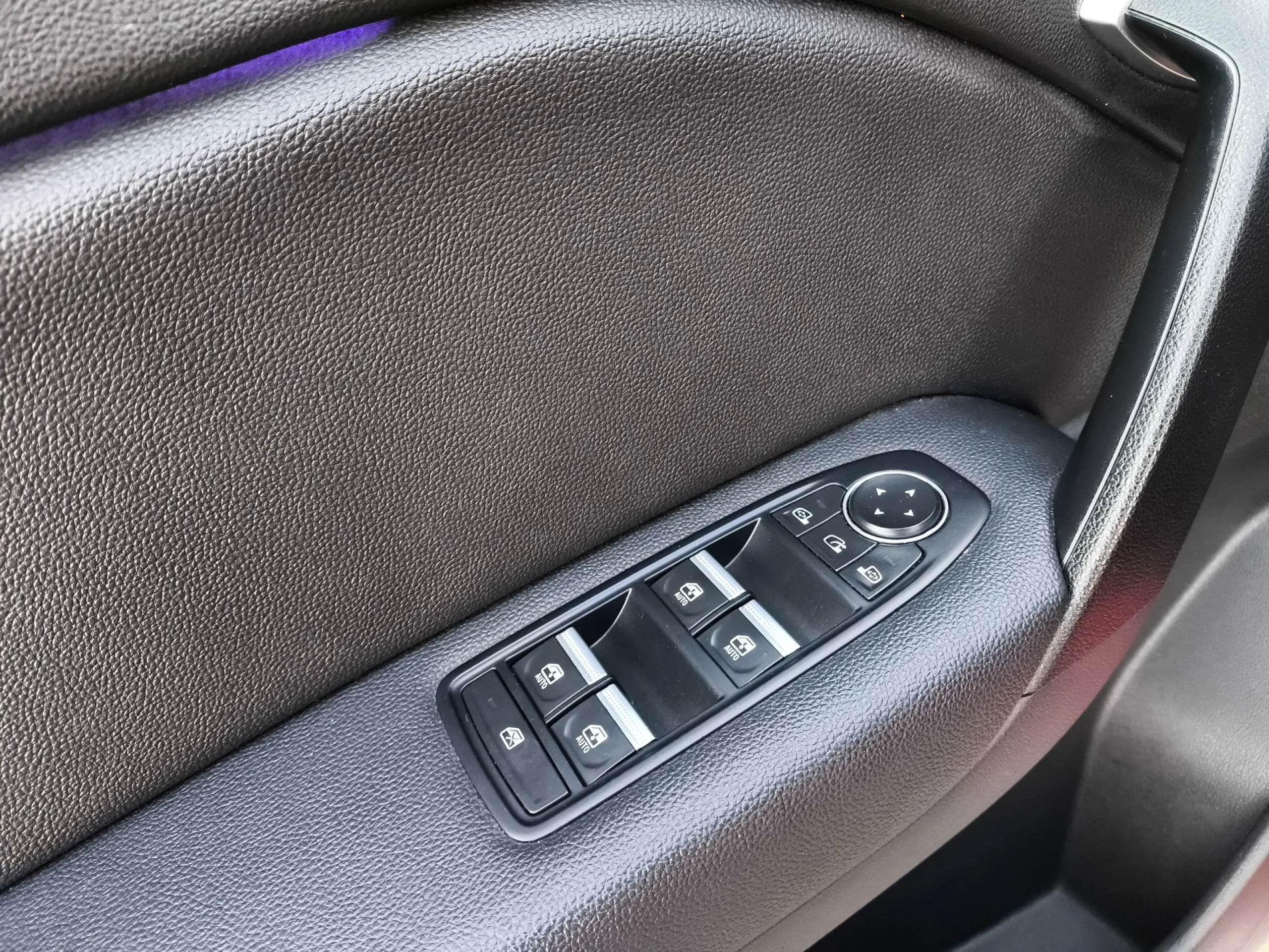 Renault Captur Zen E-TECH Híbrido enchufable 118 kW (160 CV) - Foto 10