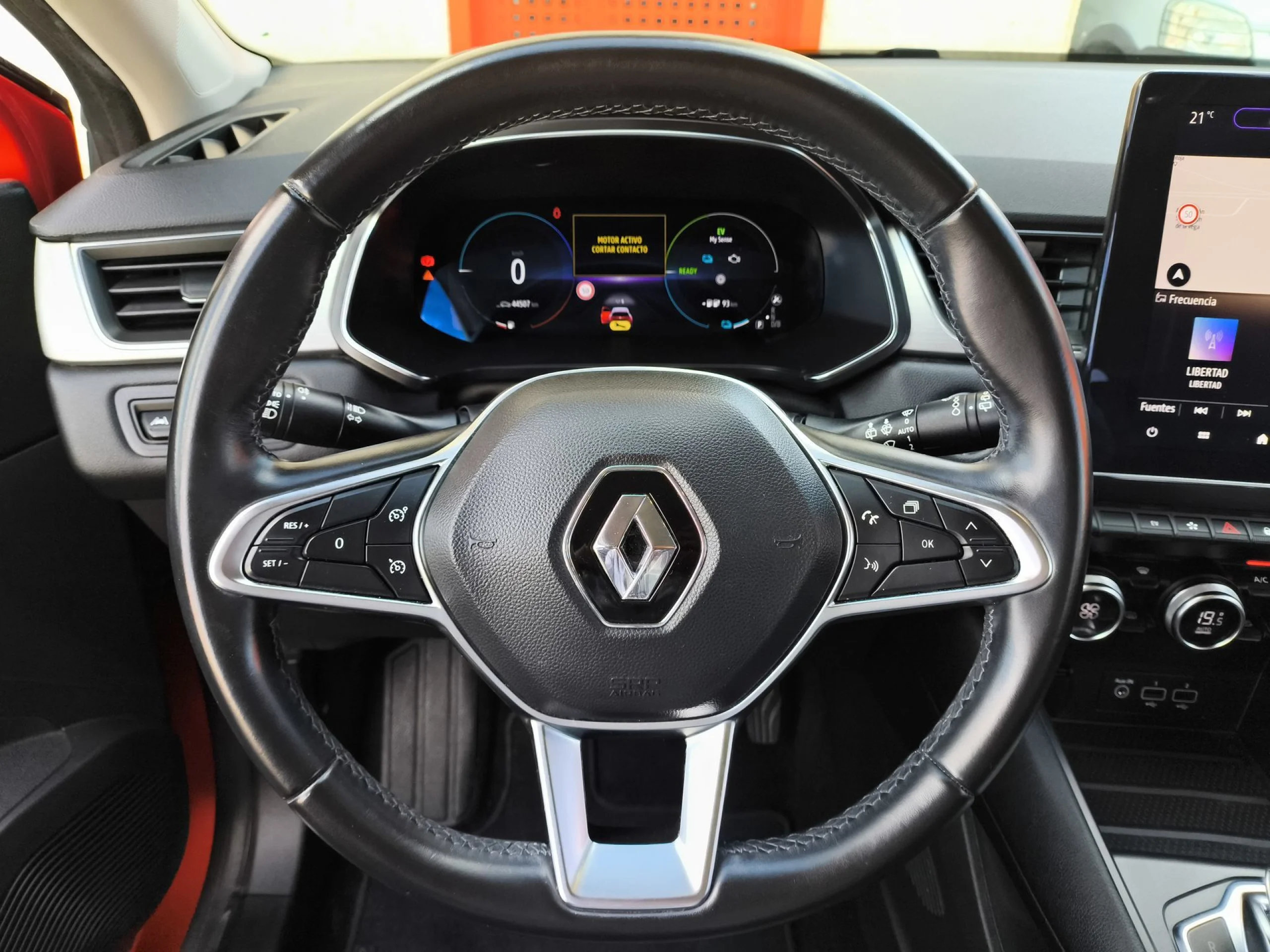 Renault Captur Zen E-TECH Híbrido enchufable 118 kW (160 CV) - Foto 13