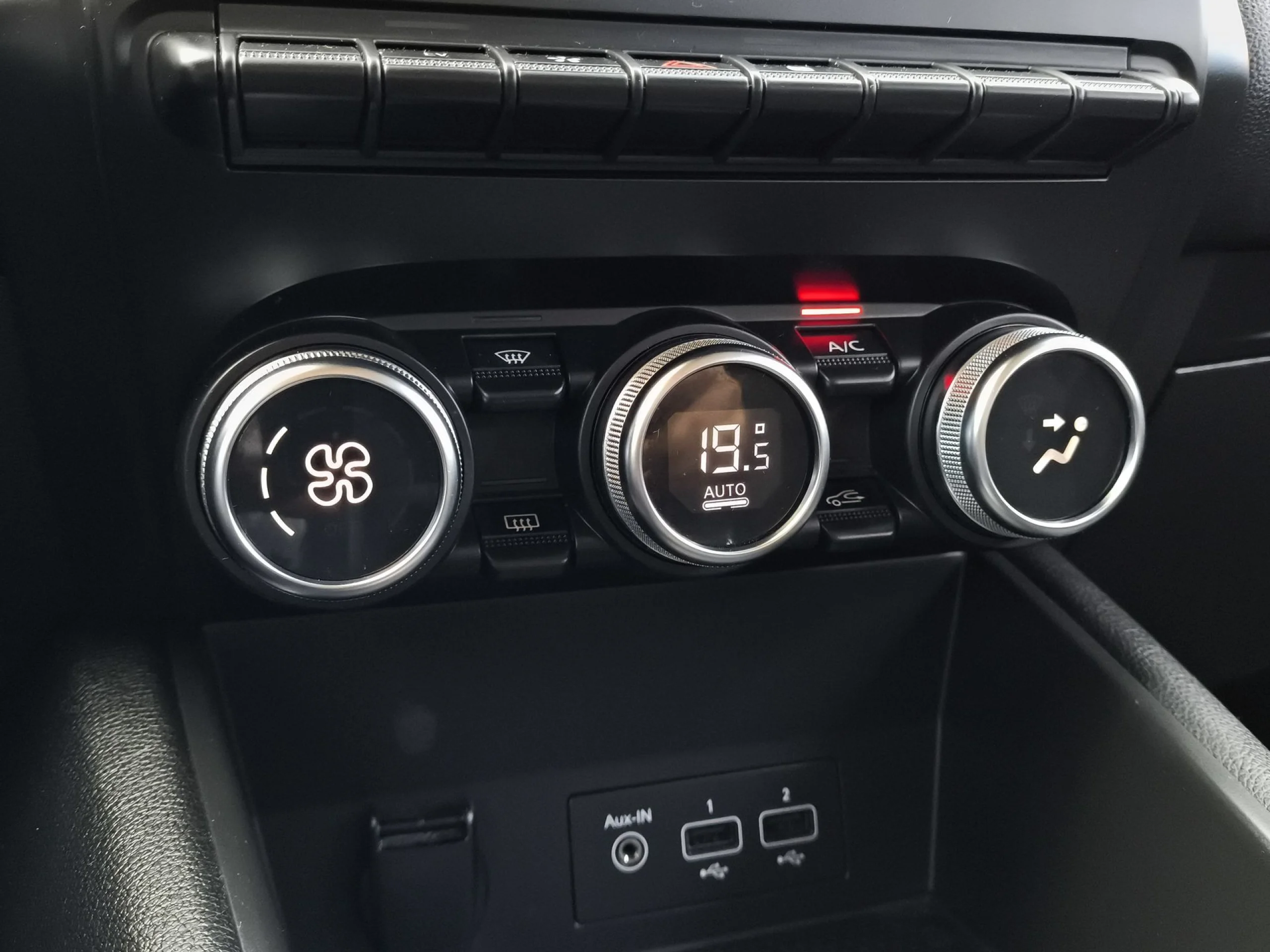 Renault Captur Zen E-TECH Híbrido enchufable 118 kW (160 CV) - Foto 19