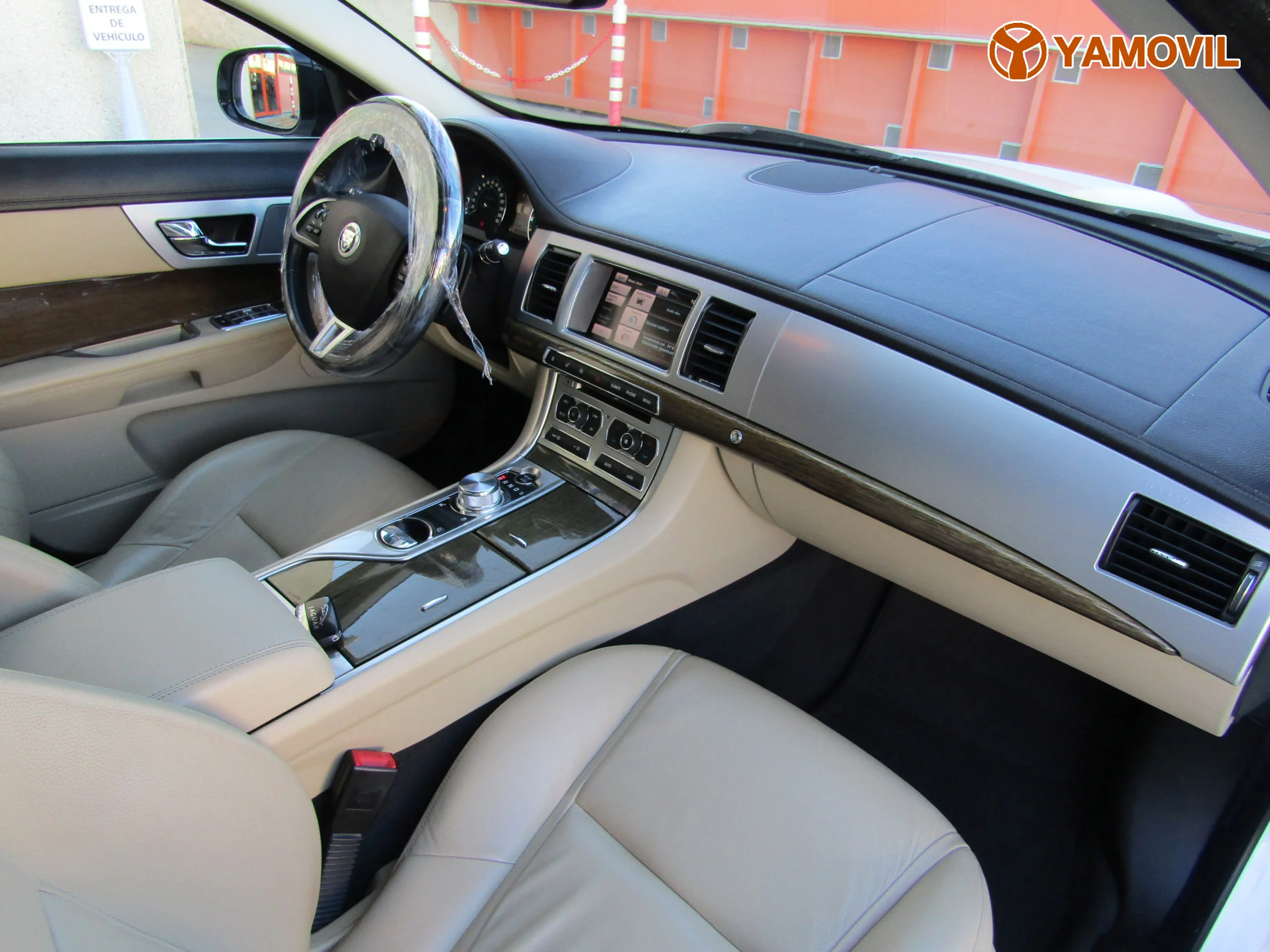 Jaguar XF 2.2d LUXURY Aut - Foto 14