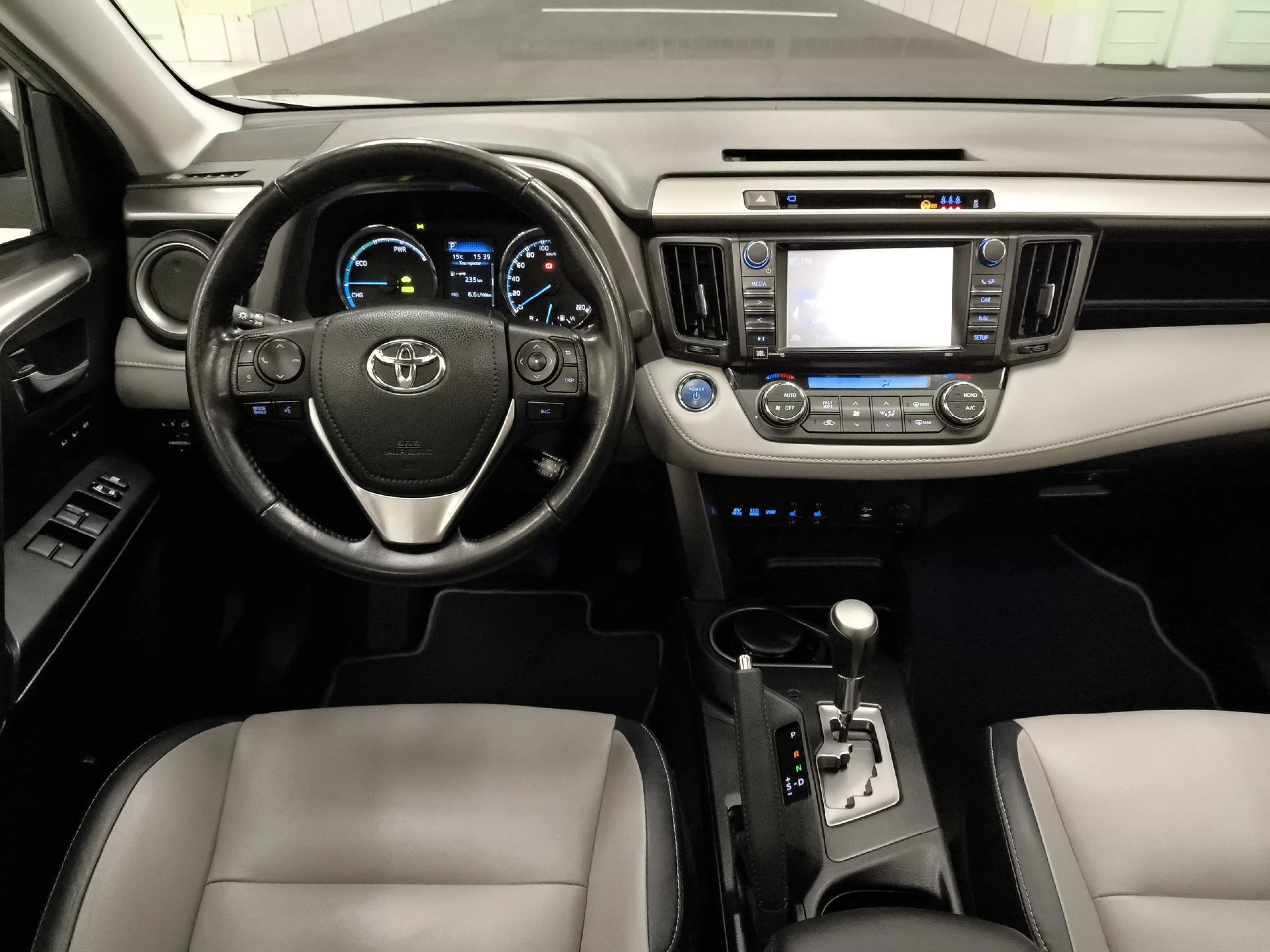 Toyota Rav4 2.5l hybrid Executive 2WD 145 kW (197 CV) - Foto 18