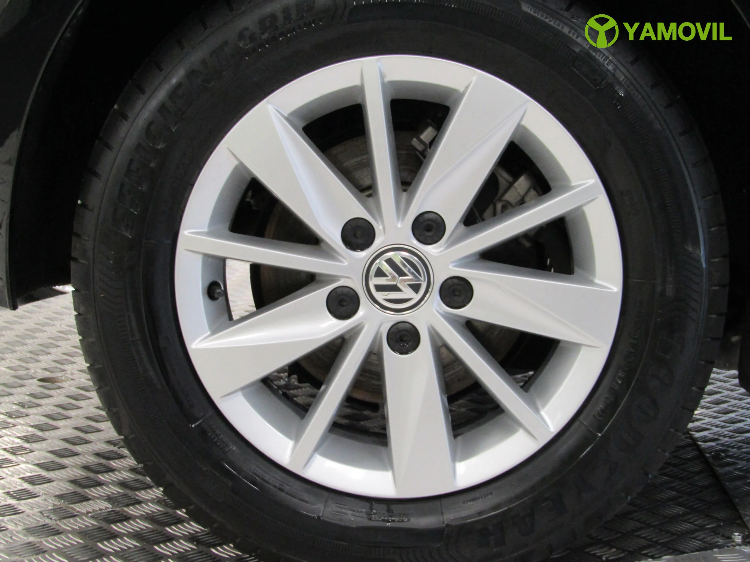 Volkswagen Golf 1.6TDI 105CV ADVANCE - Foto 12