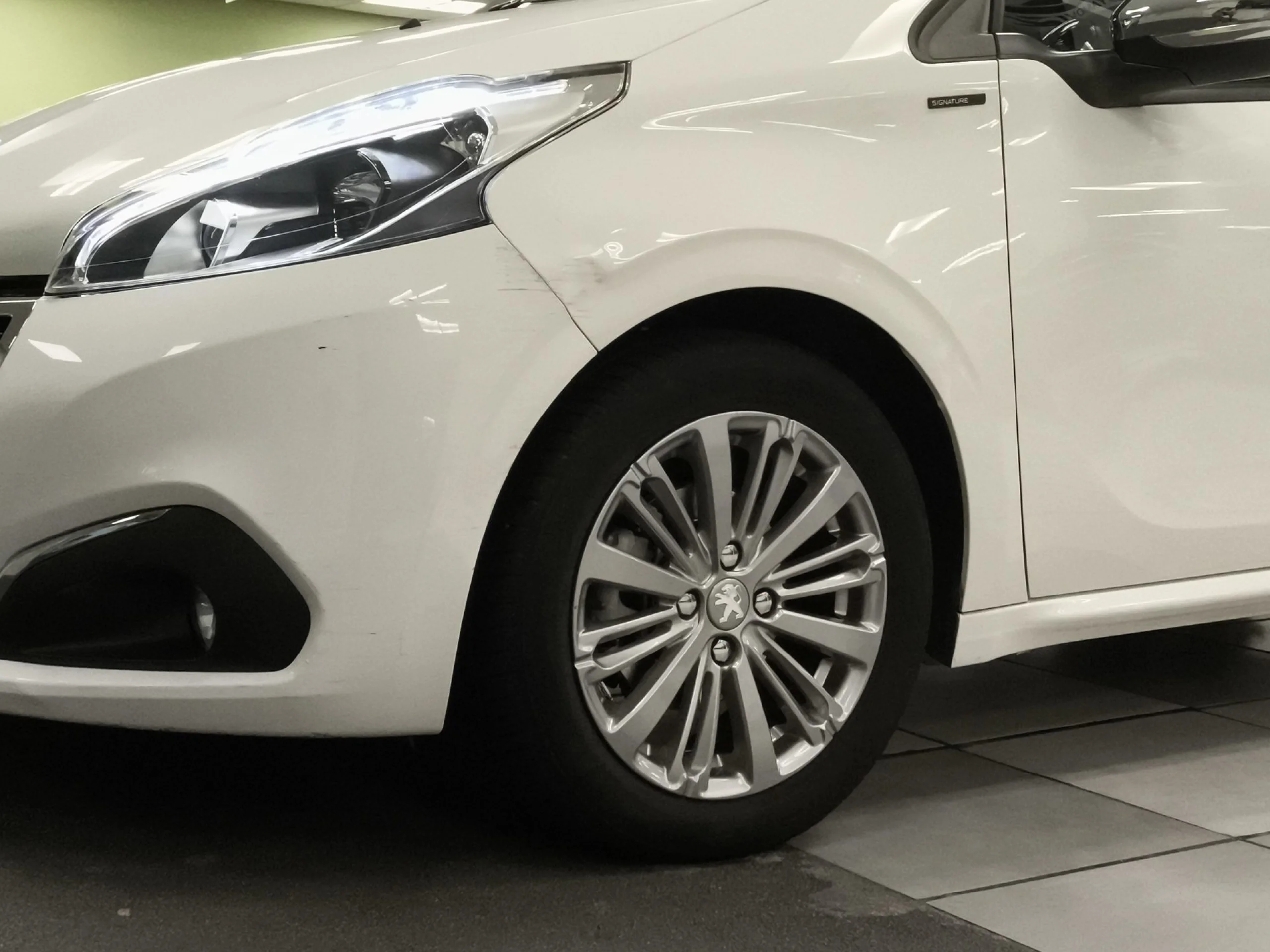 Peugeot 208 PureTech Signature 60 kW (82 CV) - Foto 7