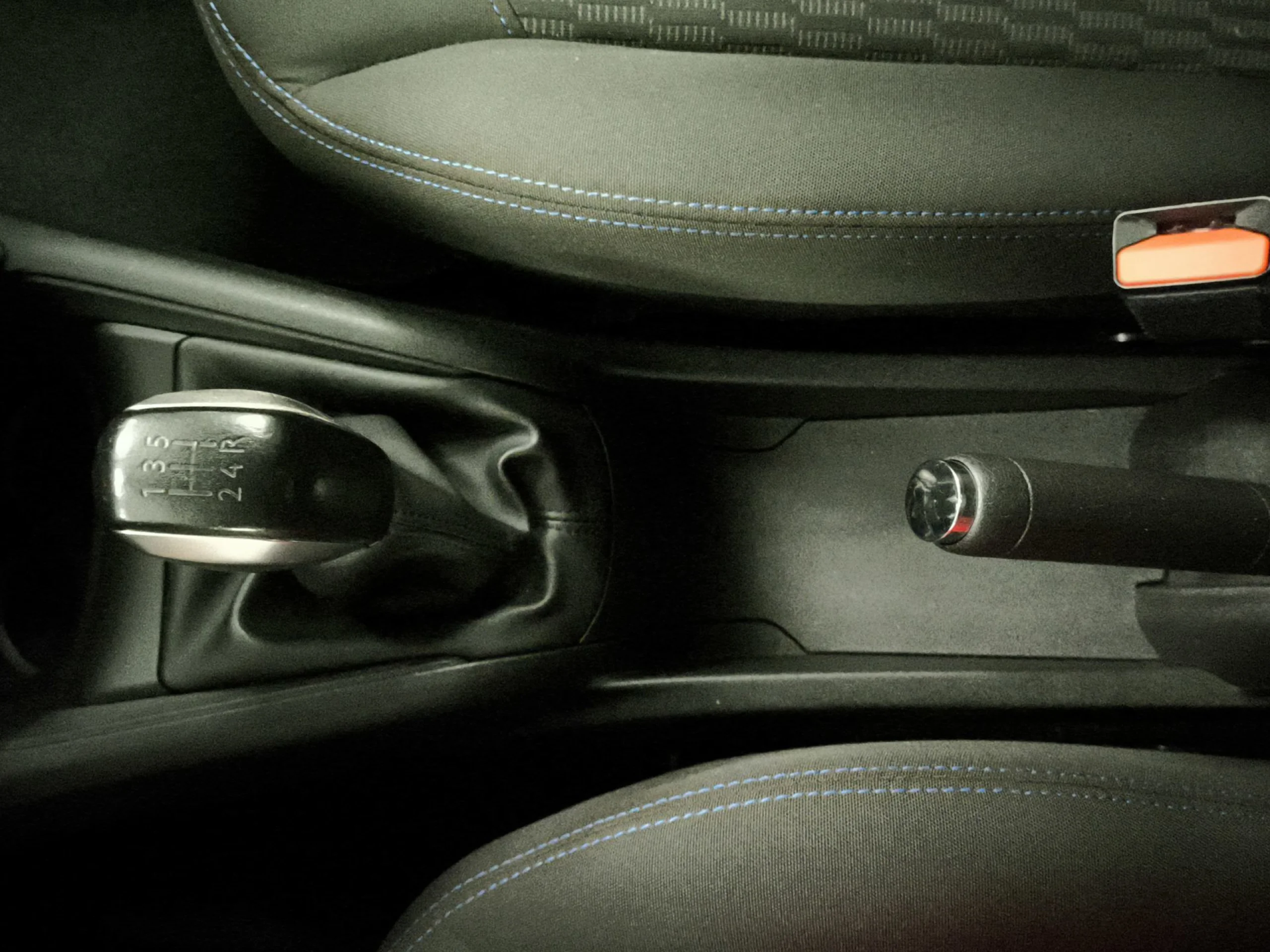 Peugeot 208 PureTech Signature 60 kW (82 CV) - Foto 16