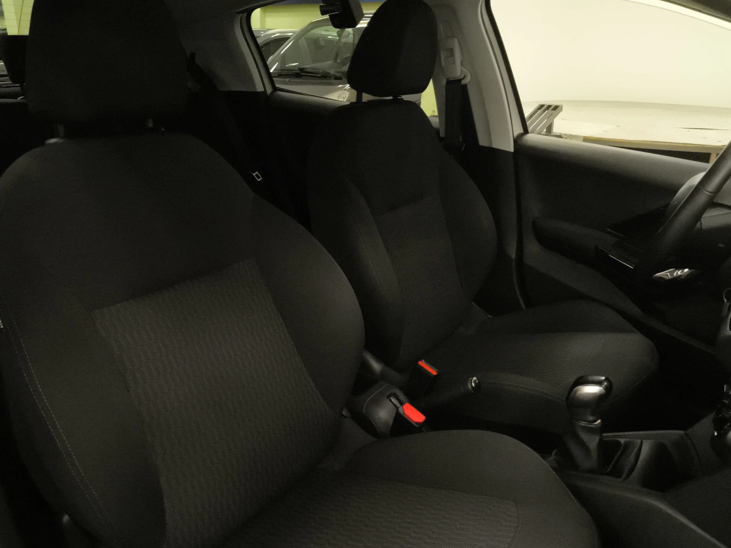 Peugeot 208 PureTech Signature 60 kW (82 CV) - Foto 20