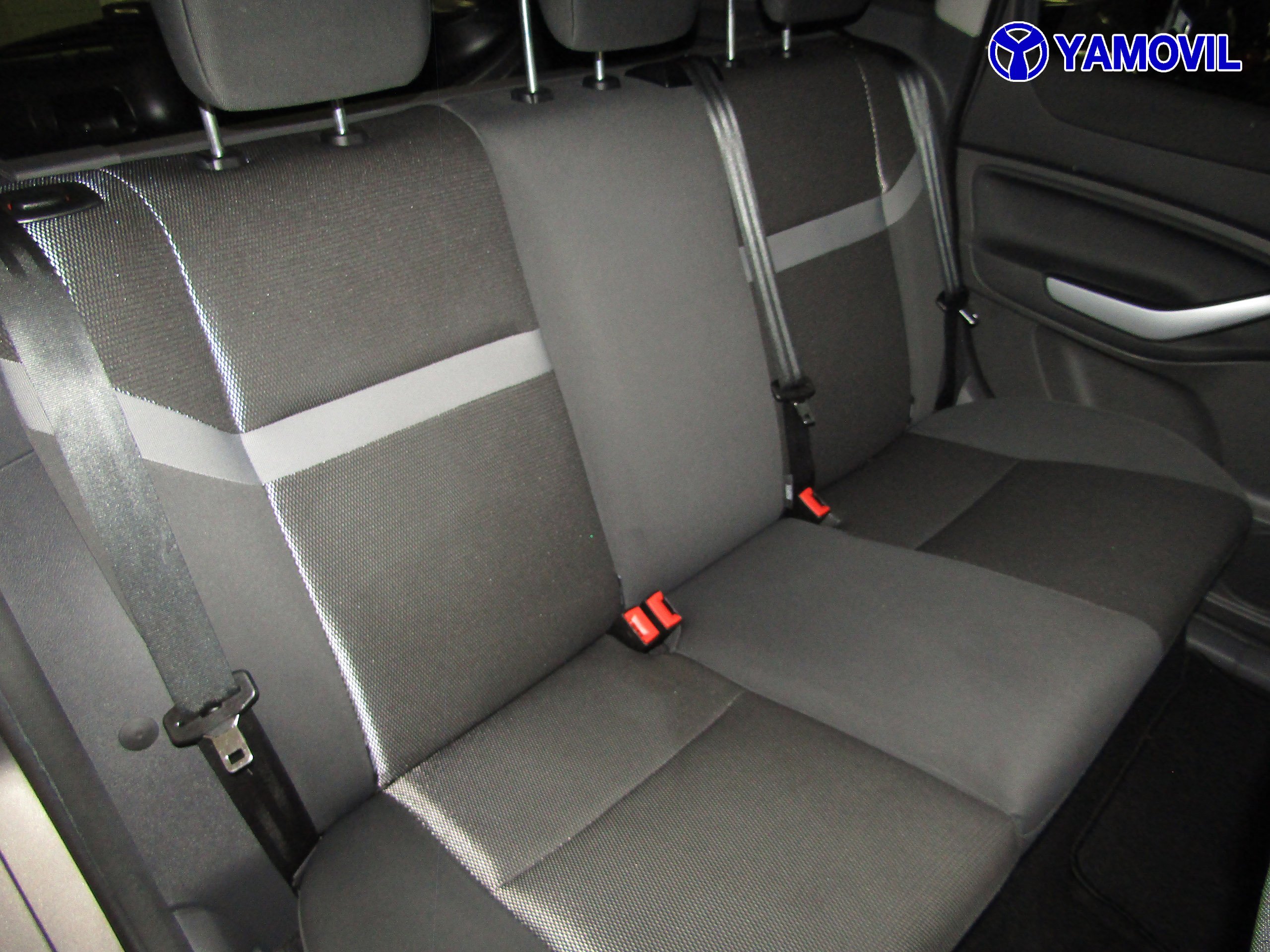 Ford Kuga 2.0 TDCI TREND 5P - Foto 17