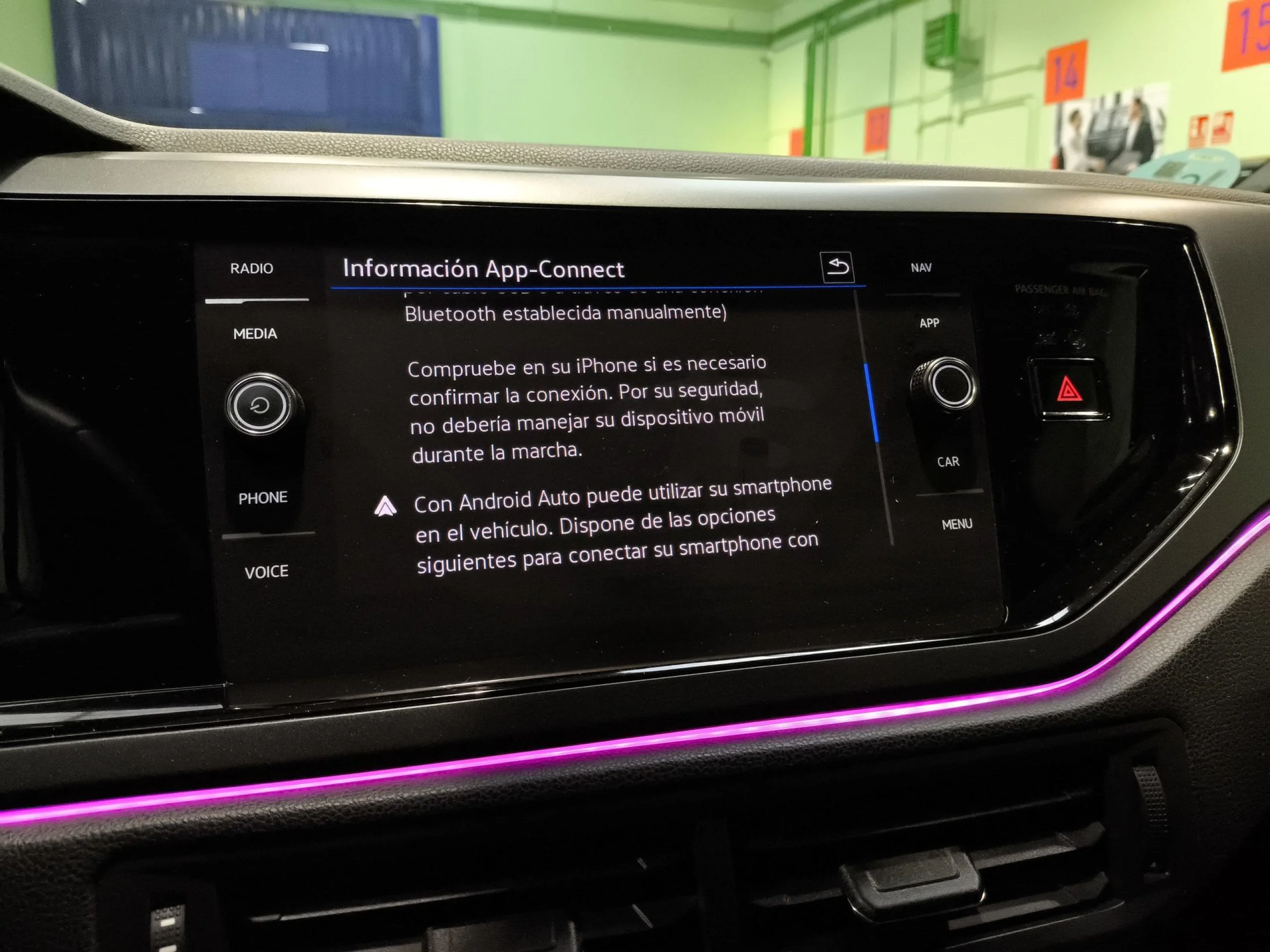 Volkswagen Polo R-Line 1.0 TSI 70 kW (95 CV) - Foto 16