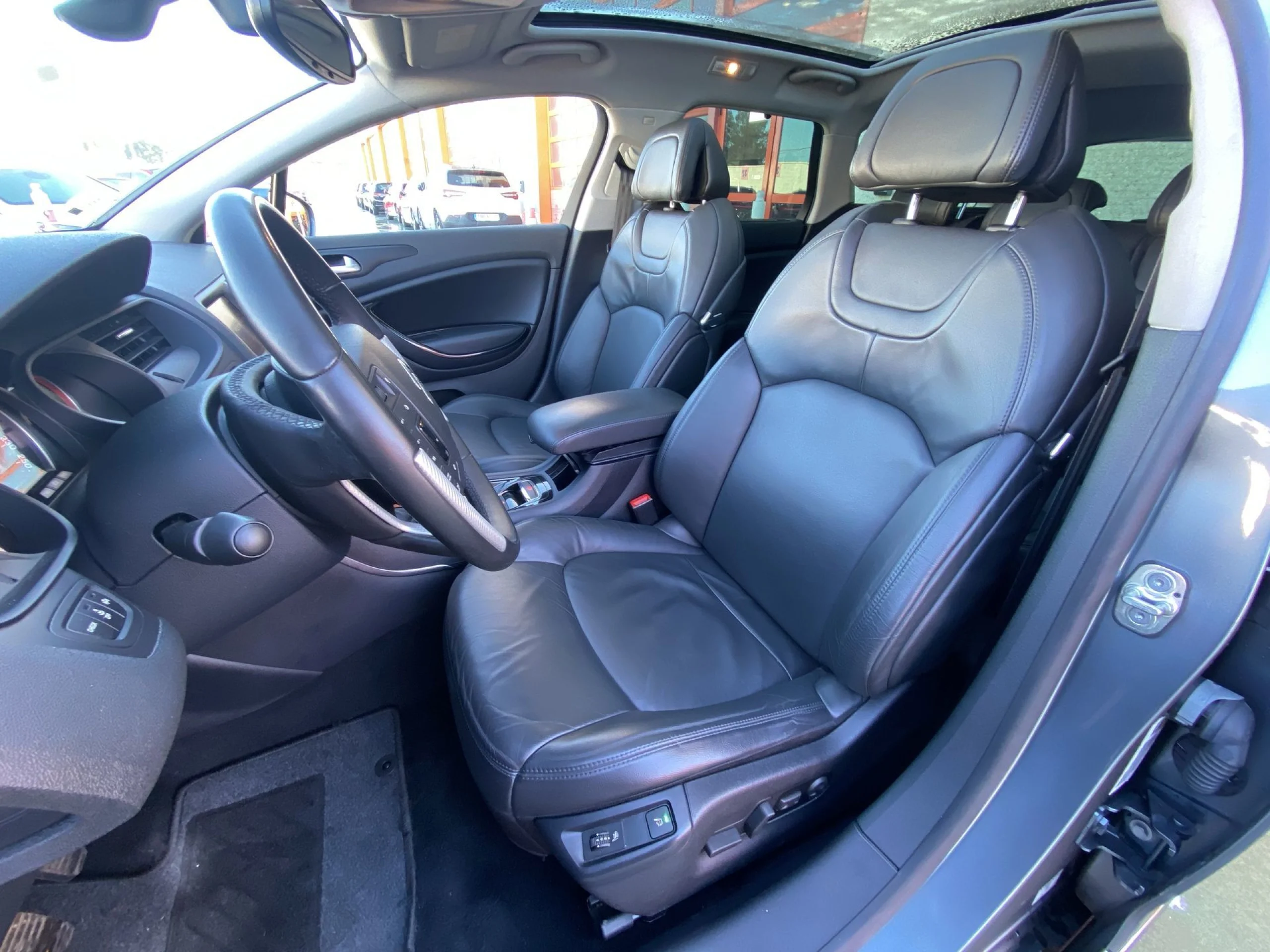 Citroen C5 Tourer 2.0 HDI Exclusive 120 kW (163 CV) - Foto 8
