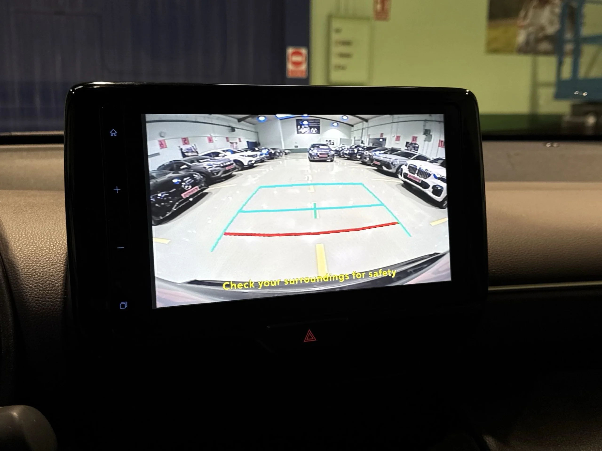 Toyota Yaris Cross 120H Style 85 kW (116 CV) - Foto 17