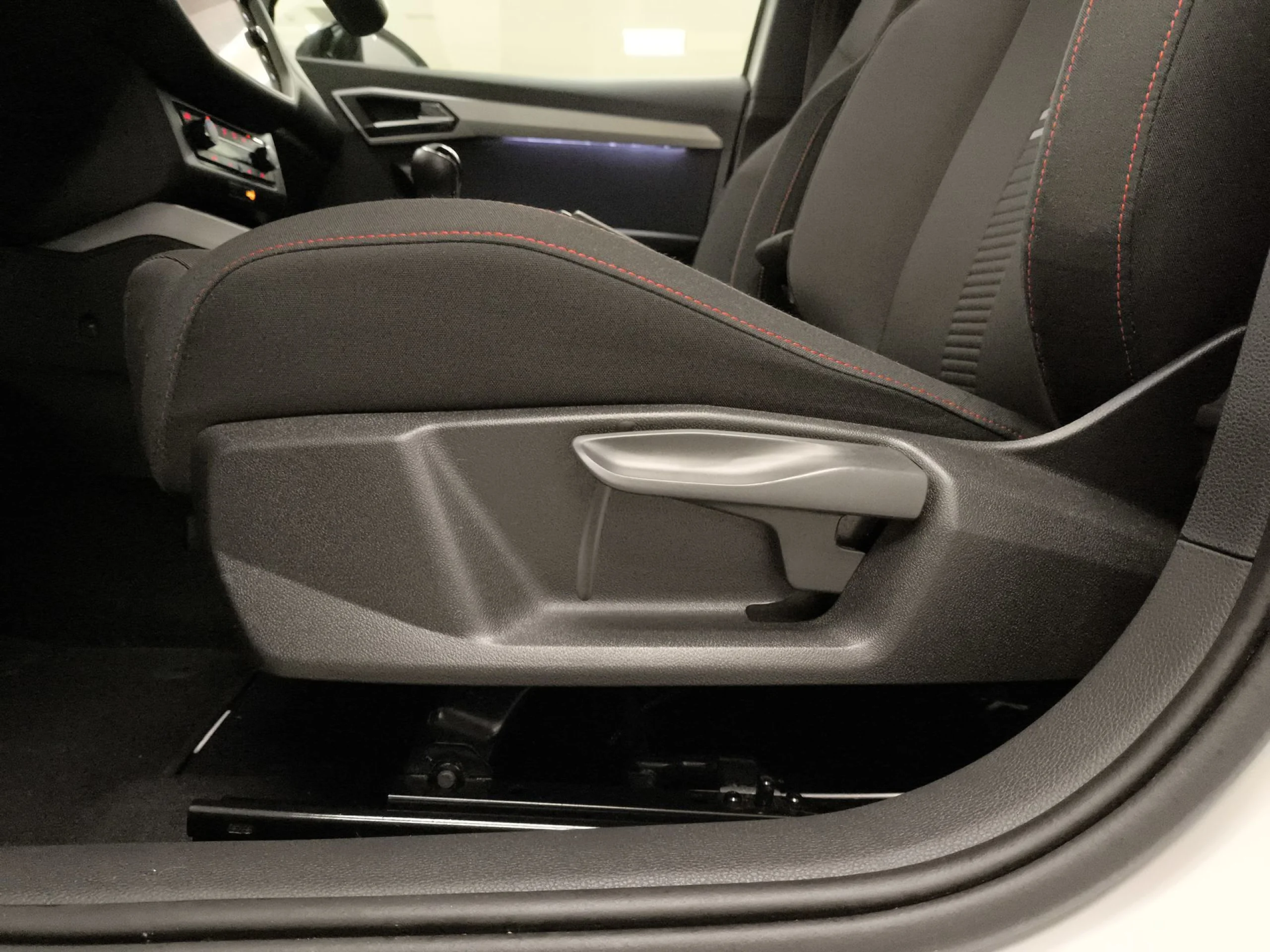 Seat Arona 1.0 TSI FR Go2 81 kW (110 CV) - Foto 9