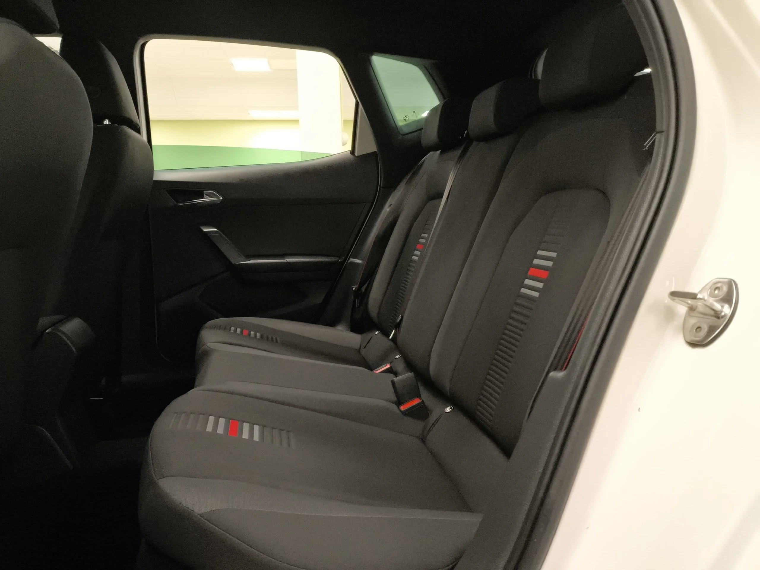 Seat Arona 1.0 TSI FR Go2 81 kW (110 CV) - Foto 19