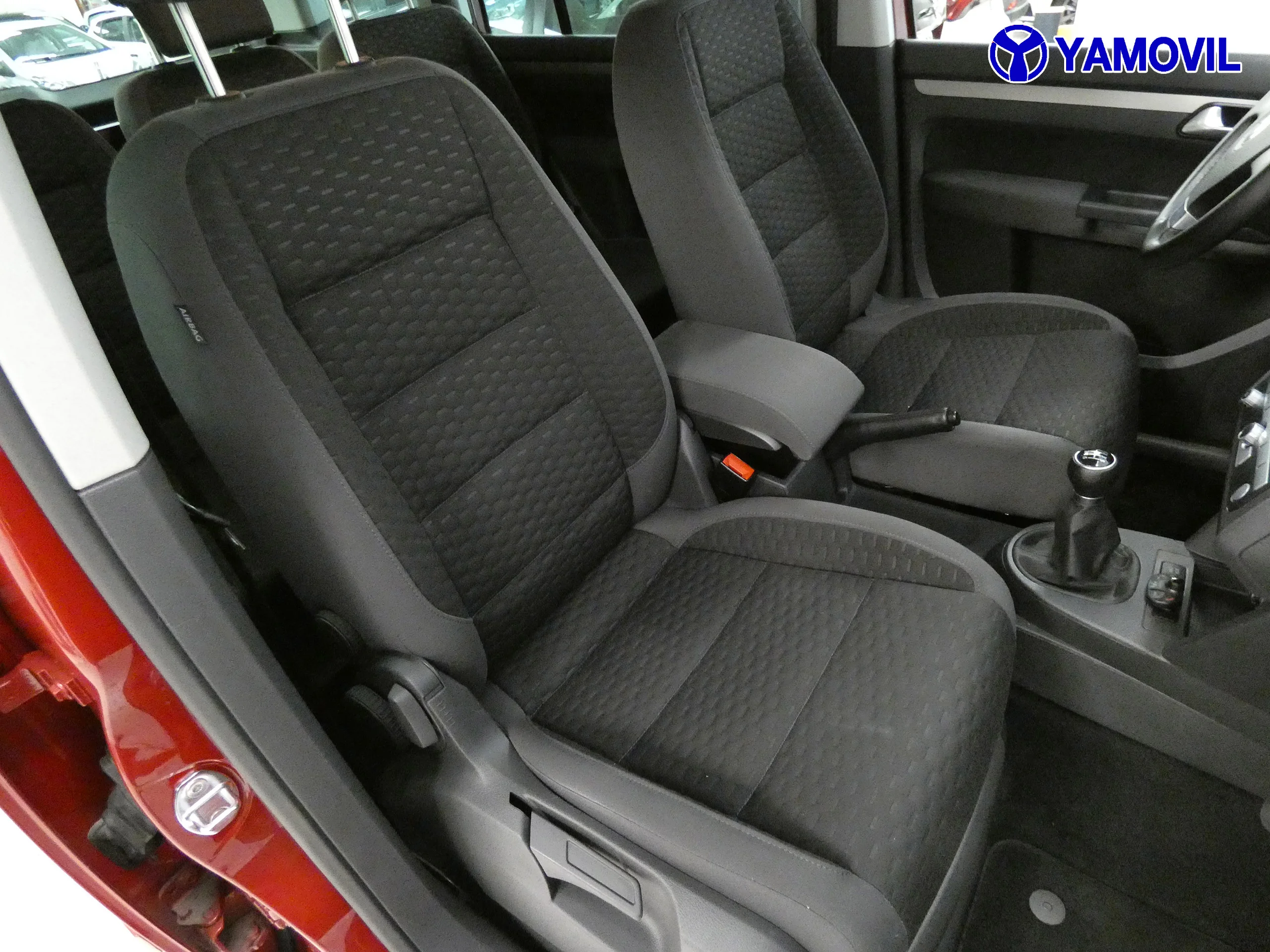 Volkswagen Touran 1.9 TDi ADVANCE 5P - Foto 15