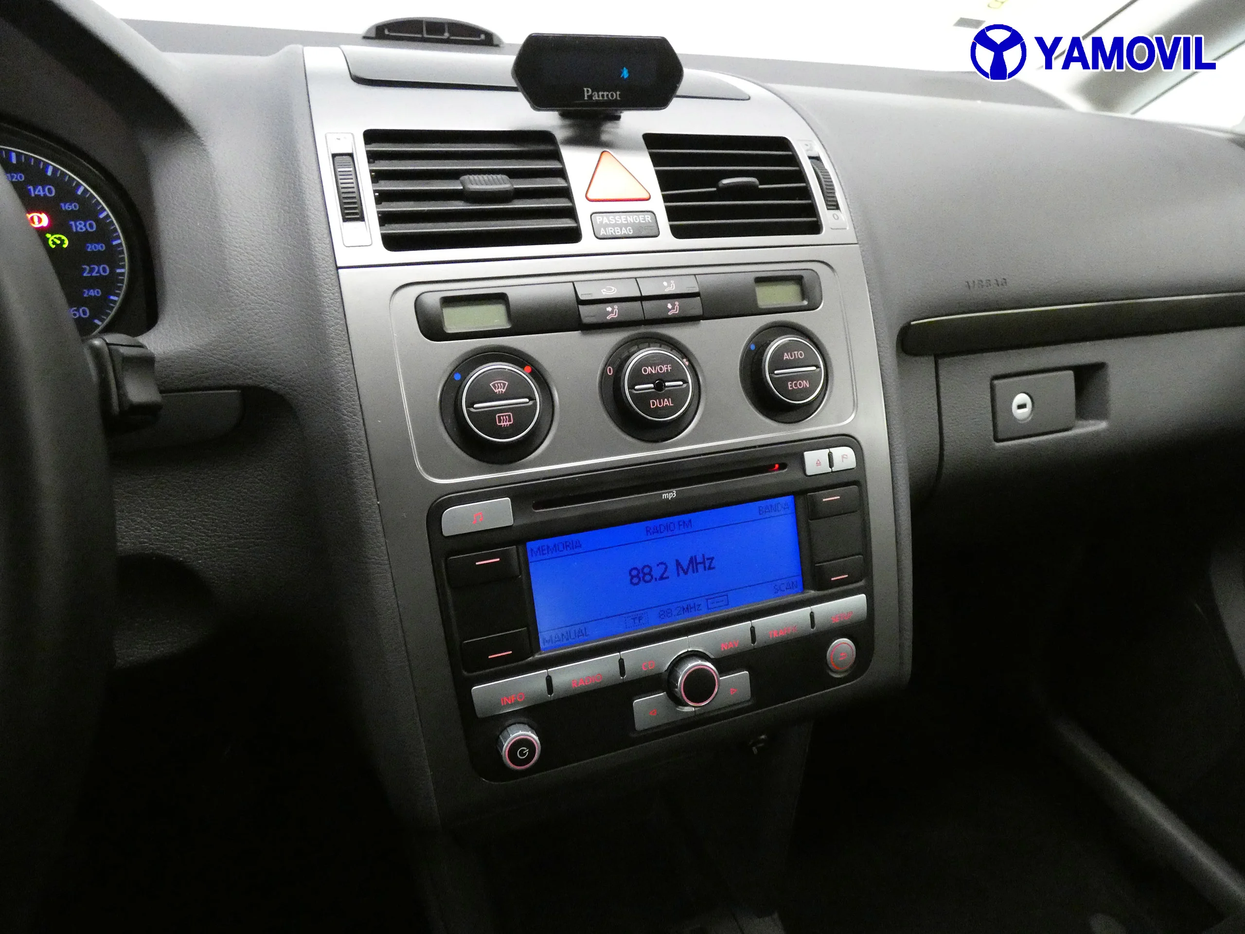 Volkswagen Touran 1.9 TDi ADVANCE 5P - Foto 23
