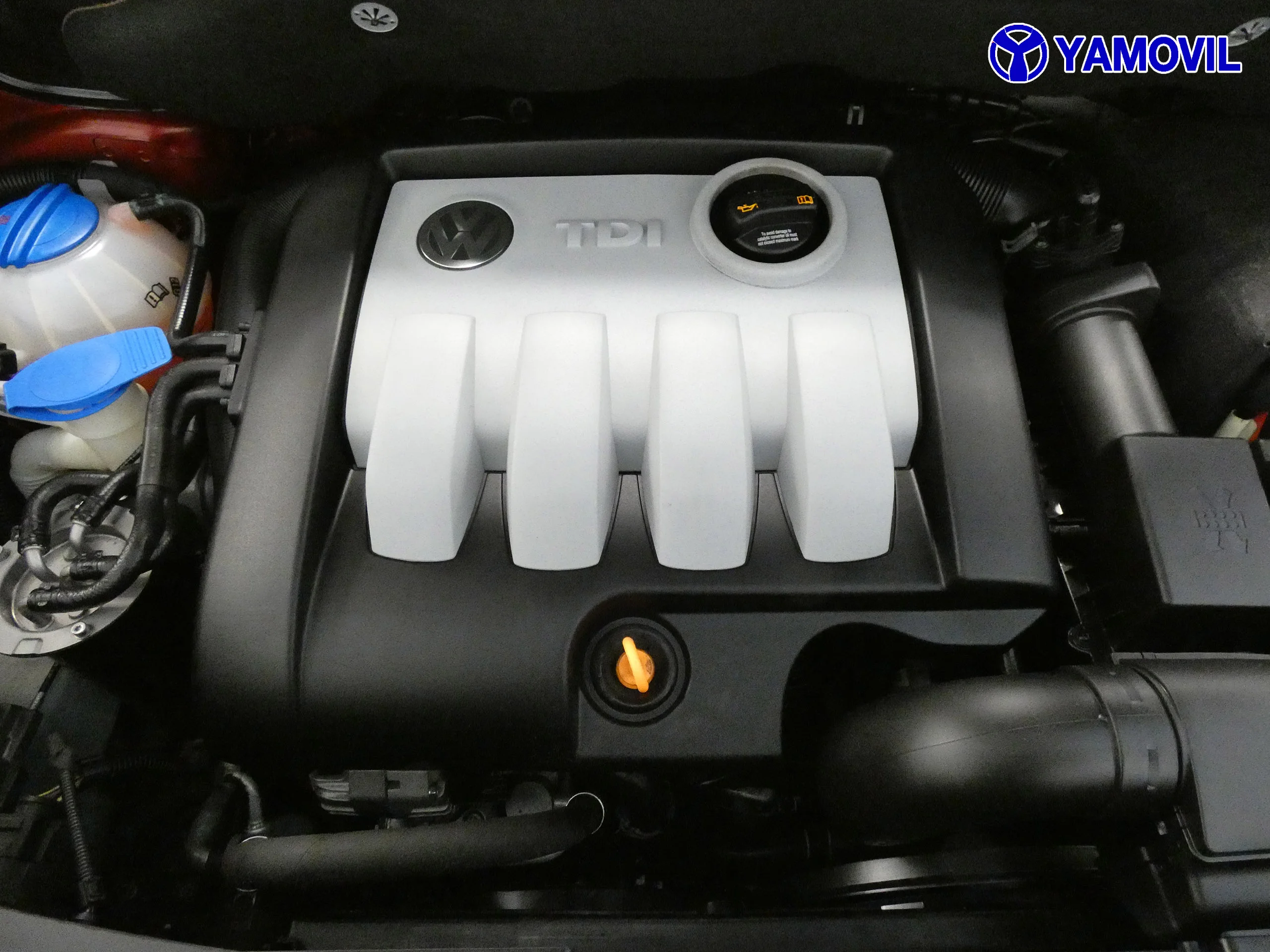 Volkswagen Touran 1.9 TDi ADVANCE 5P - Foto 8