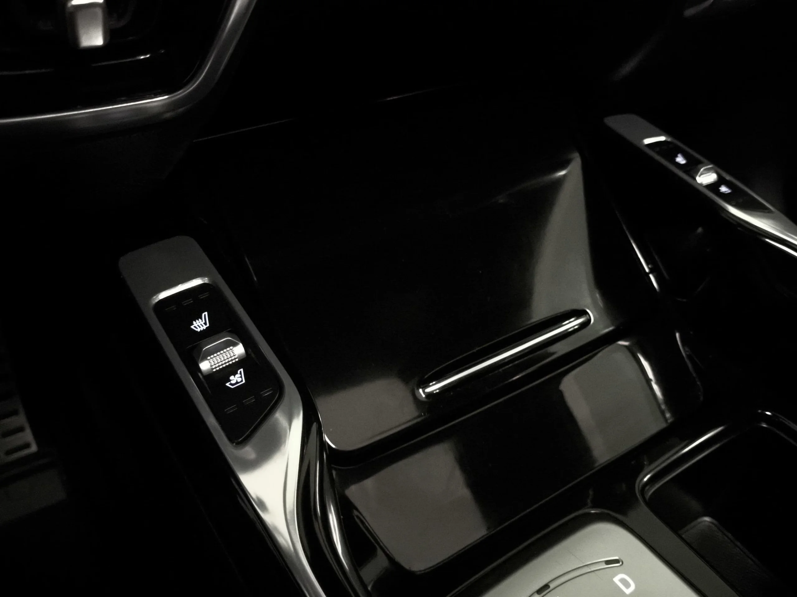 Kia Sorento 1.6 T-GDi HEV Emotion 4x2 169 kW (230 CV) - Foto 17