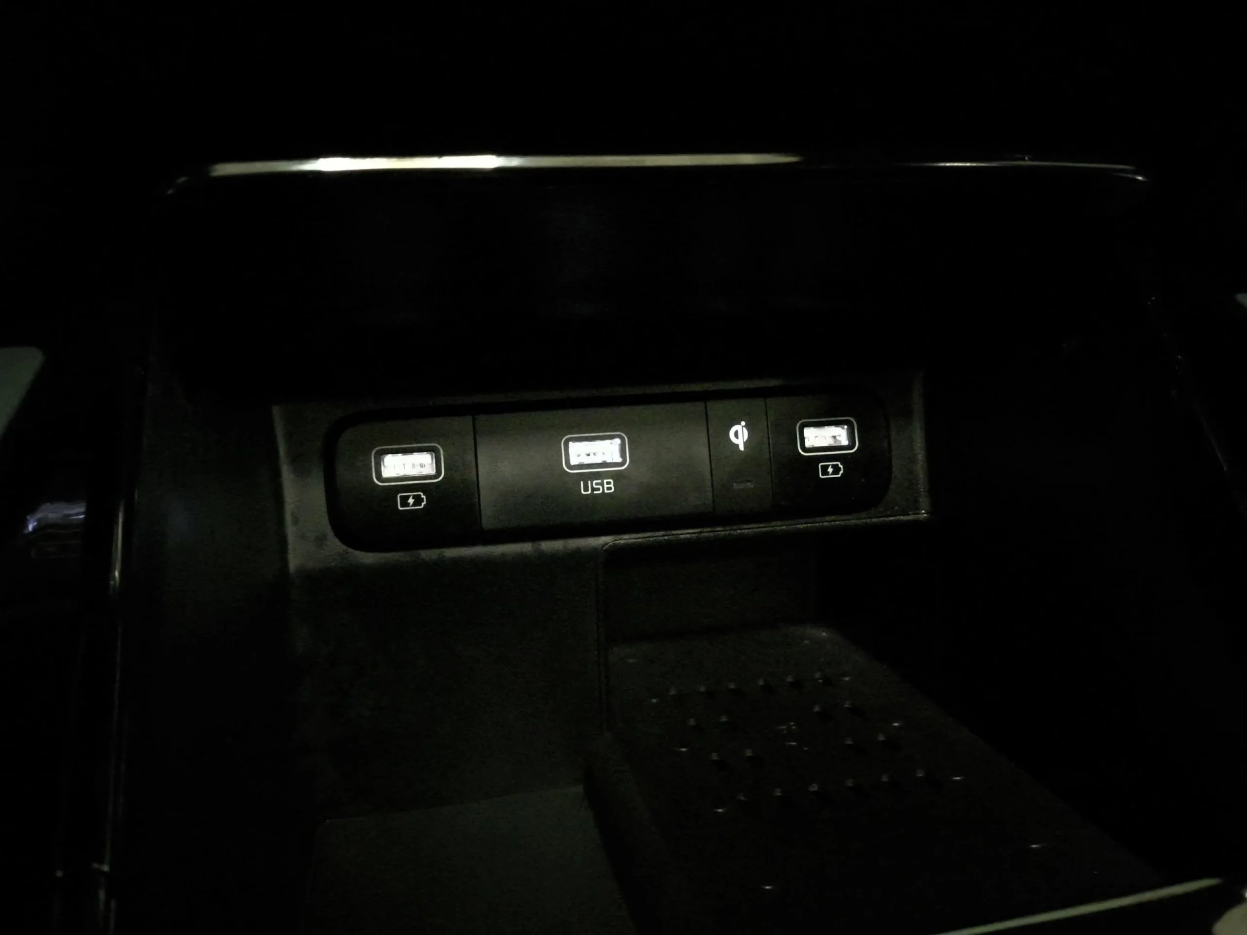 Kia Sorento 1.6 T-GDi HEV Emotion 4x2 169 kW (230 CV) - Foto 22