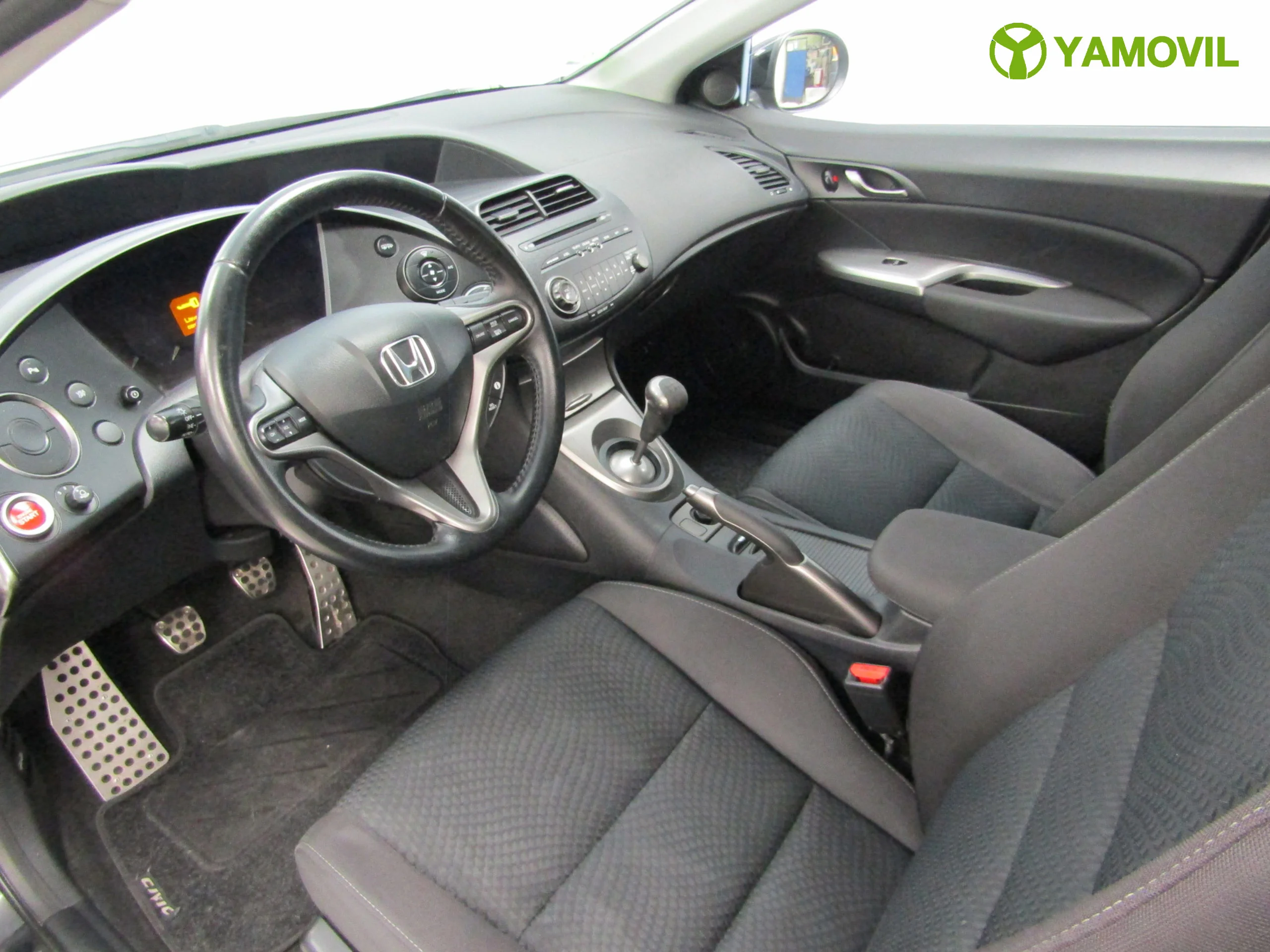 Honda Civic 1.4 VTEC 100CV SPORT - Foto 19