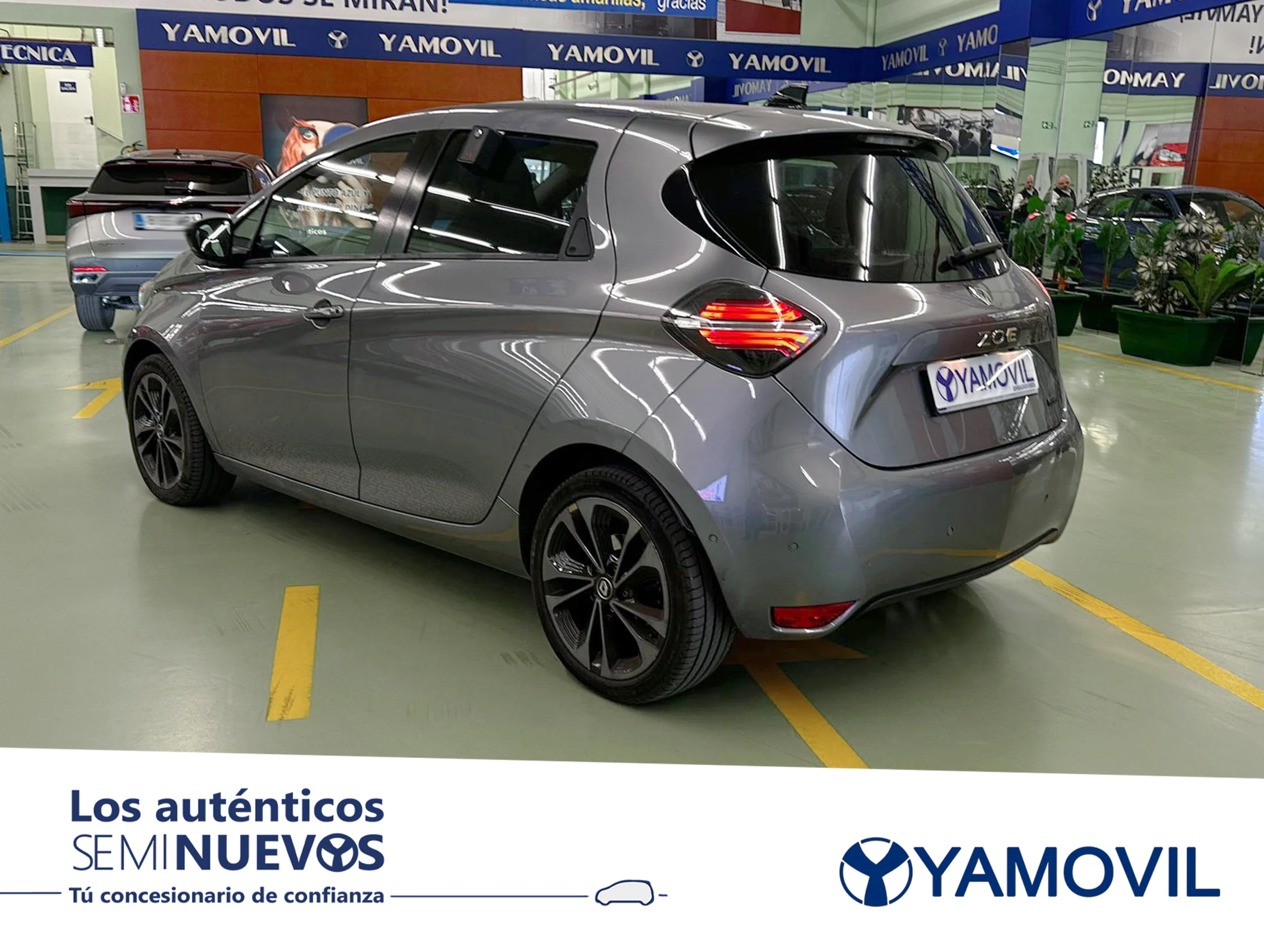 Renault Zoe Iconic R135 batería 50kWh 99 kW (135 CV) - Foto 4
