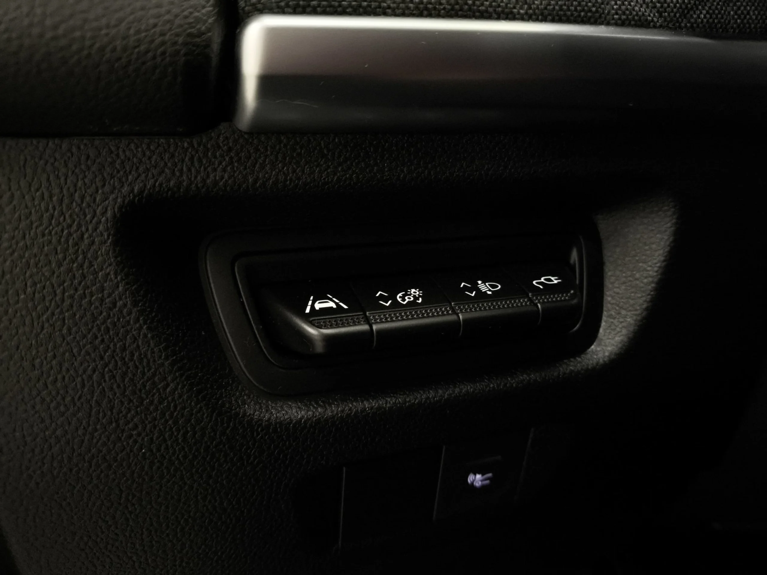 Renault Zoe Iconic R135 batería 50kWh 99 kW (135 CV) - Foto 12