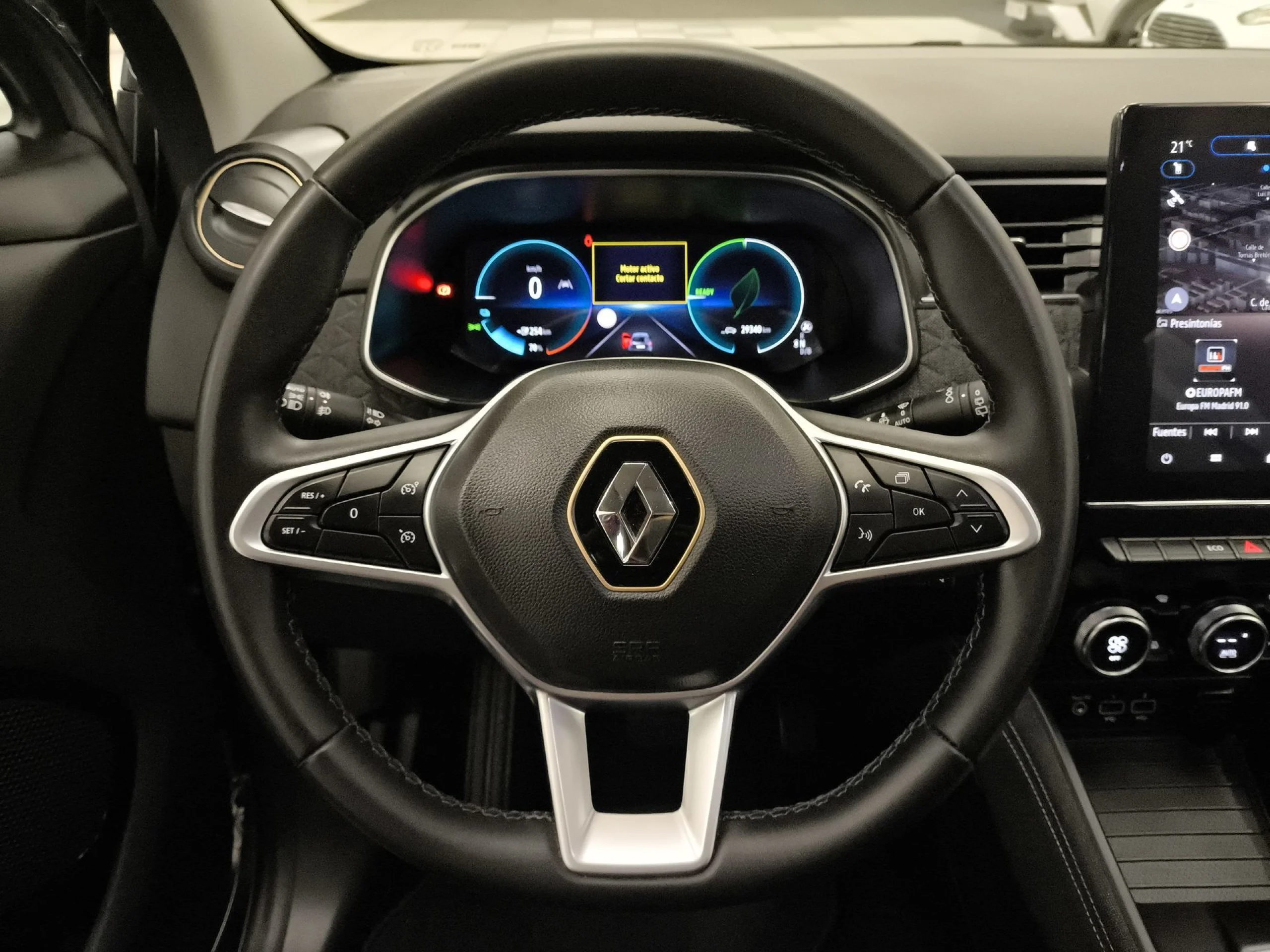 Renault Zoe Iconic R135 batería 50kWh 99 kW (135 CV) - Foto 13