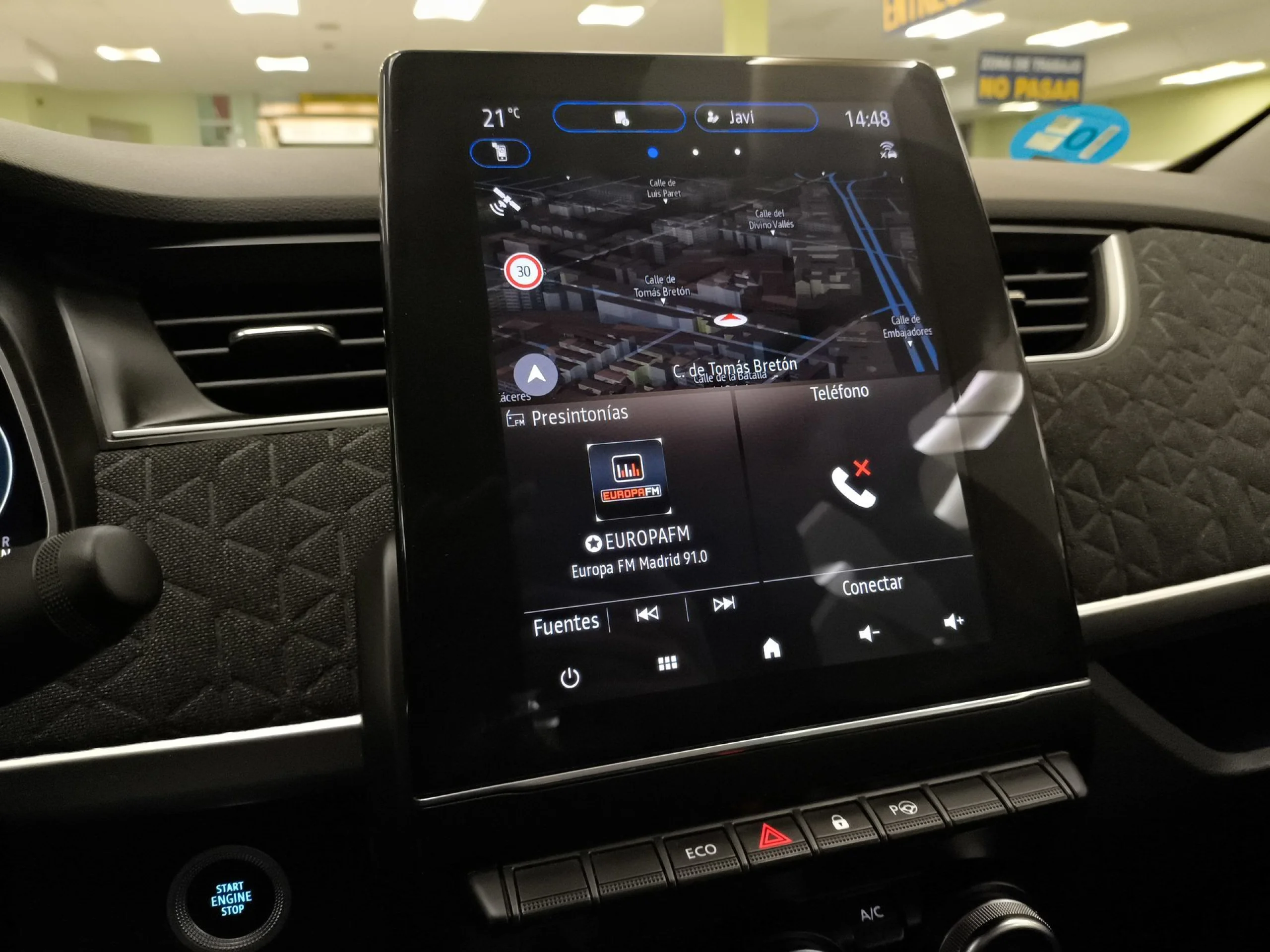 Renault Zoe Iconic R135 batería 50kWh 99 kW (135 CV) - Foto 15