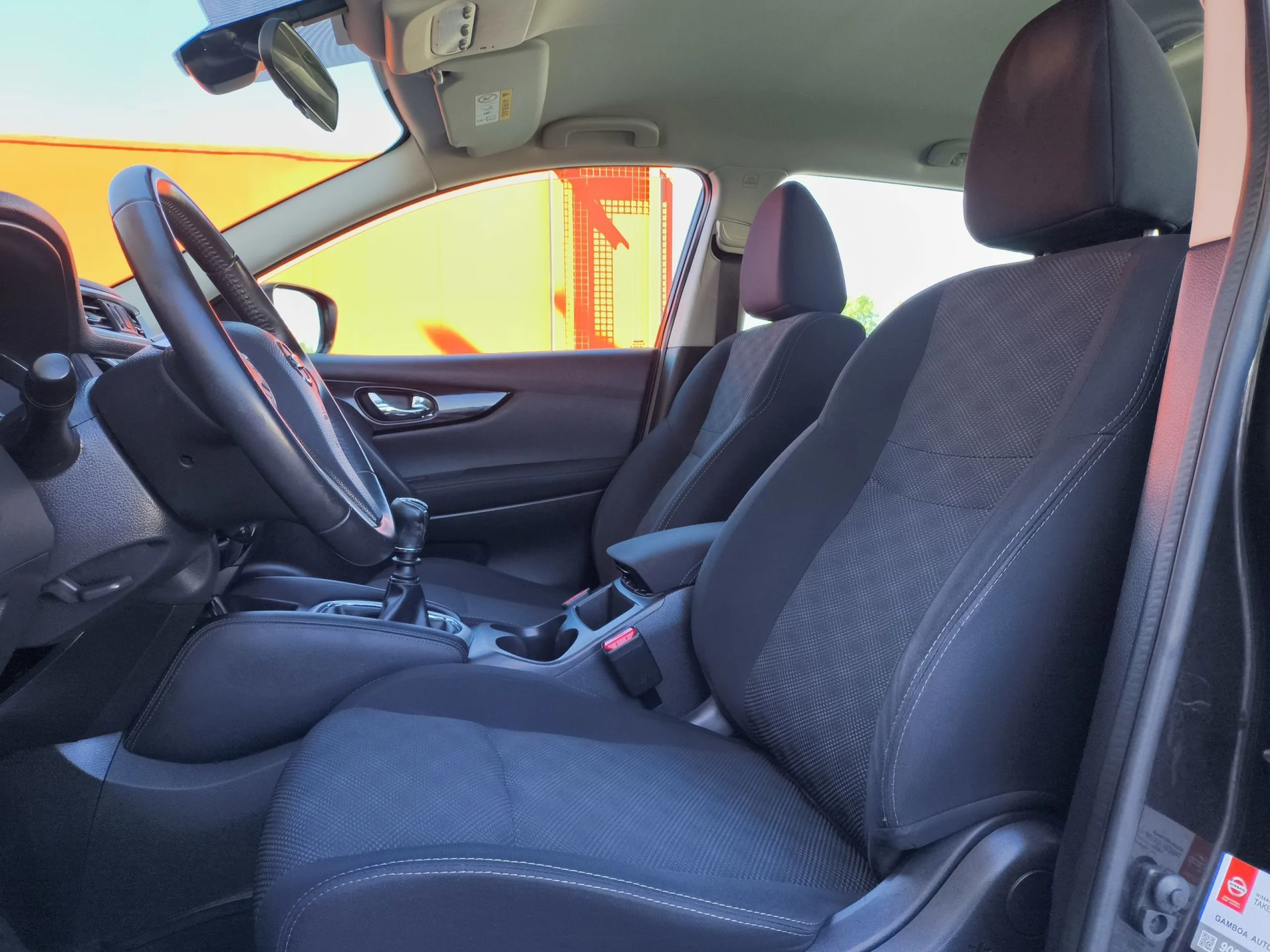 Nissan Qashqai DIG-T 115 Acenta 85 kW (115 CV) - Foto 8
