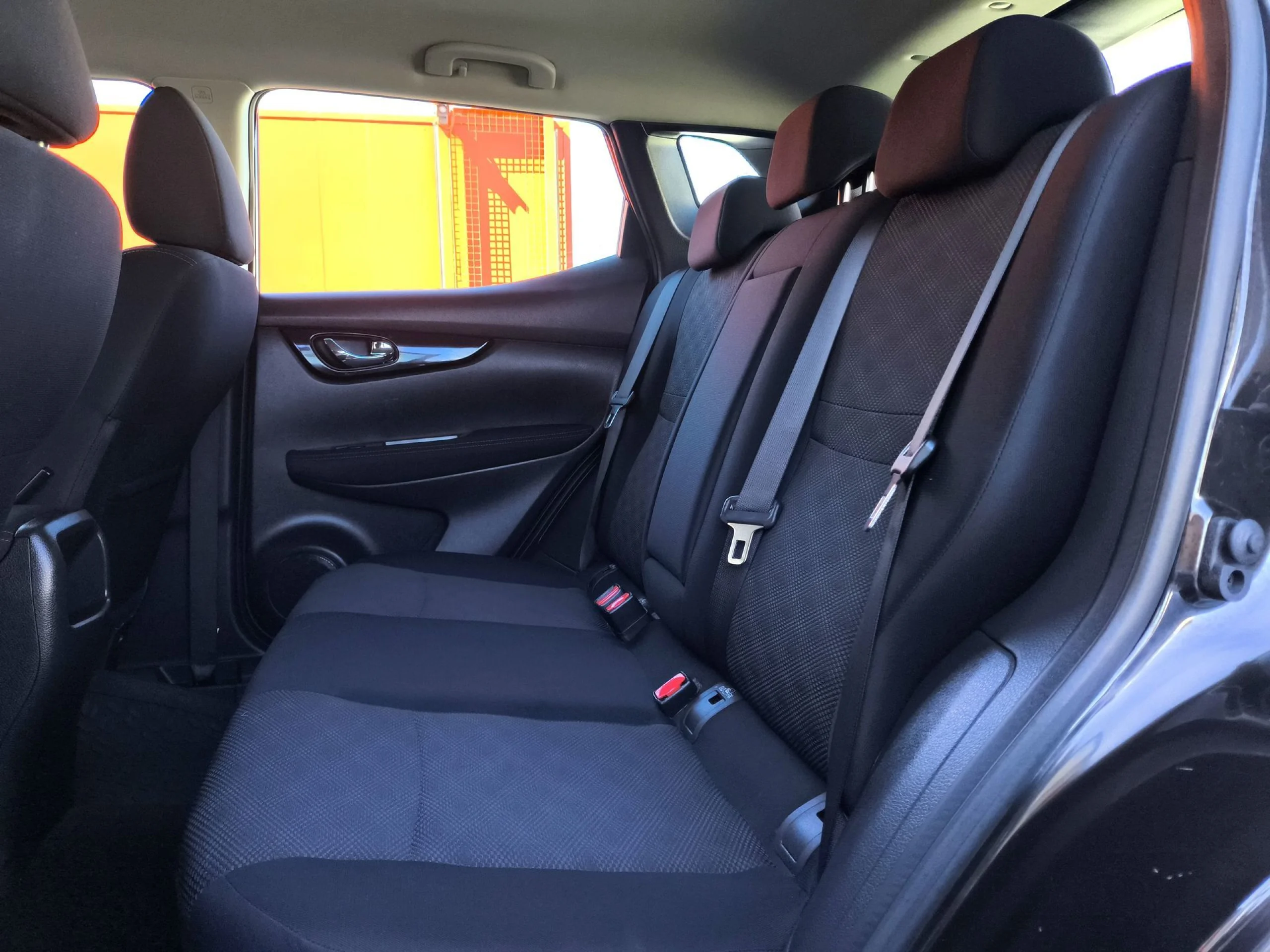 Nissan Qashqai DIG-T 115 Acenta 85 kW (115 CV) - Foto 22