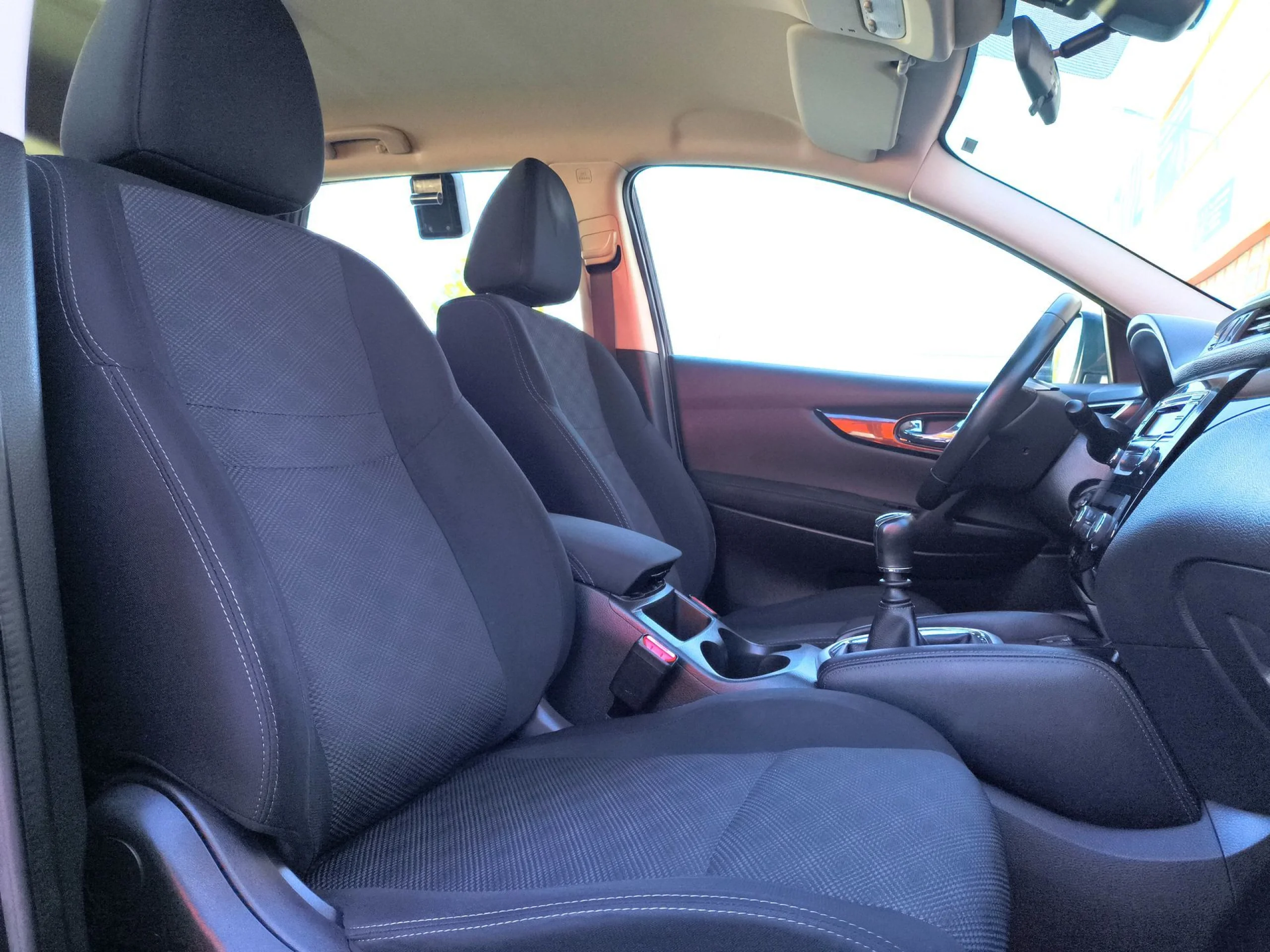 Nissan Qashqai DIG-T 115 Acenta 85 kW (115 CV) - Foto 24