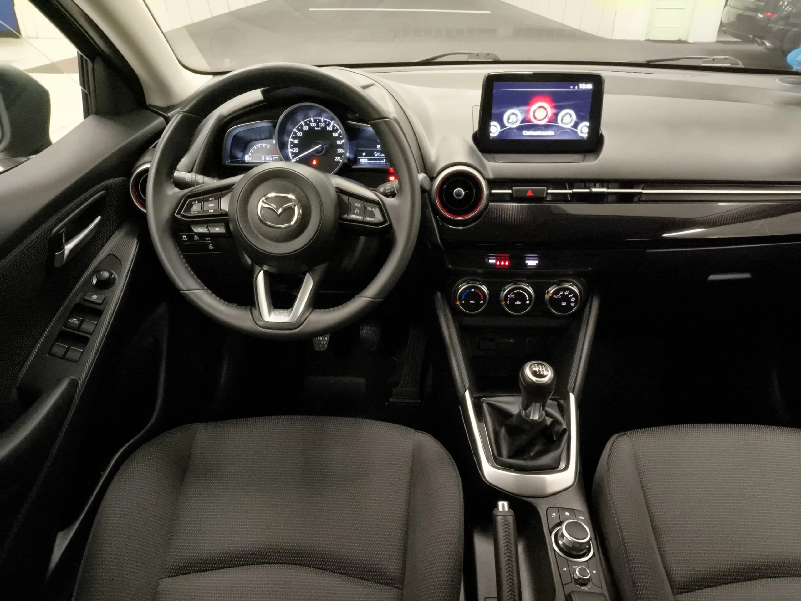Mazda Mazda 2 1.5 G e-SKYACTIV Homura 66 kW (90 CV) - Foto 17