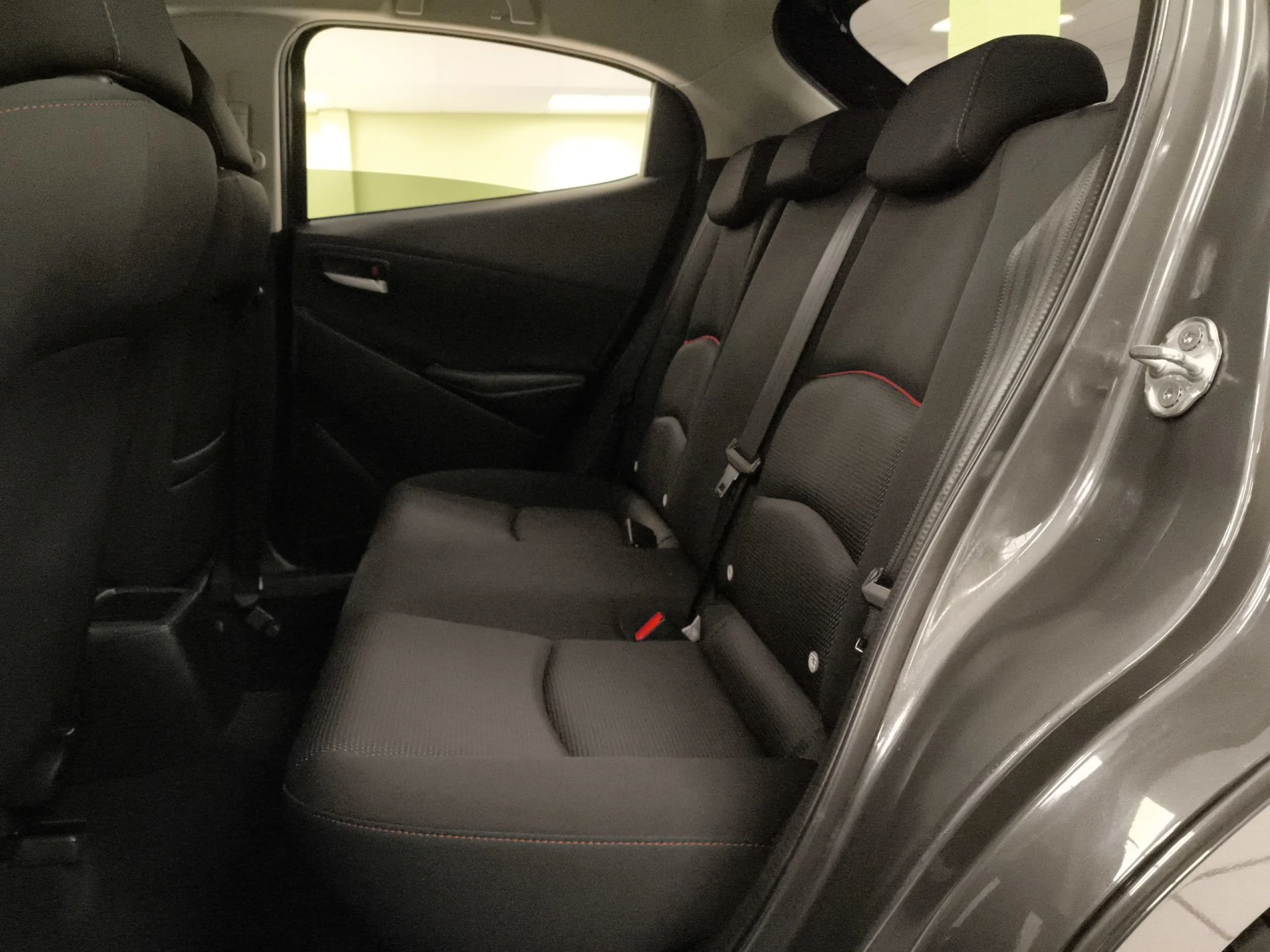 Mazda Mazda 2 1.5 G e-SKYACTIV Homura 66 kW (90 CV) - Foto 18