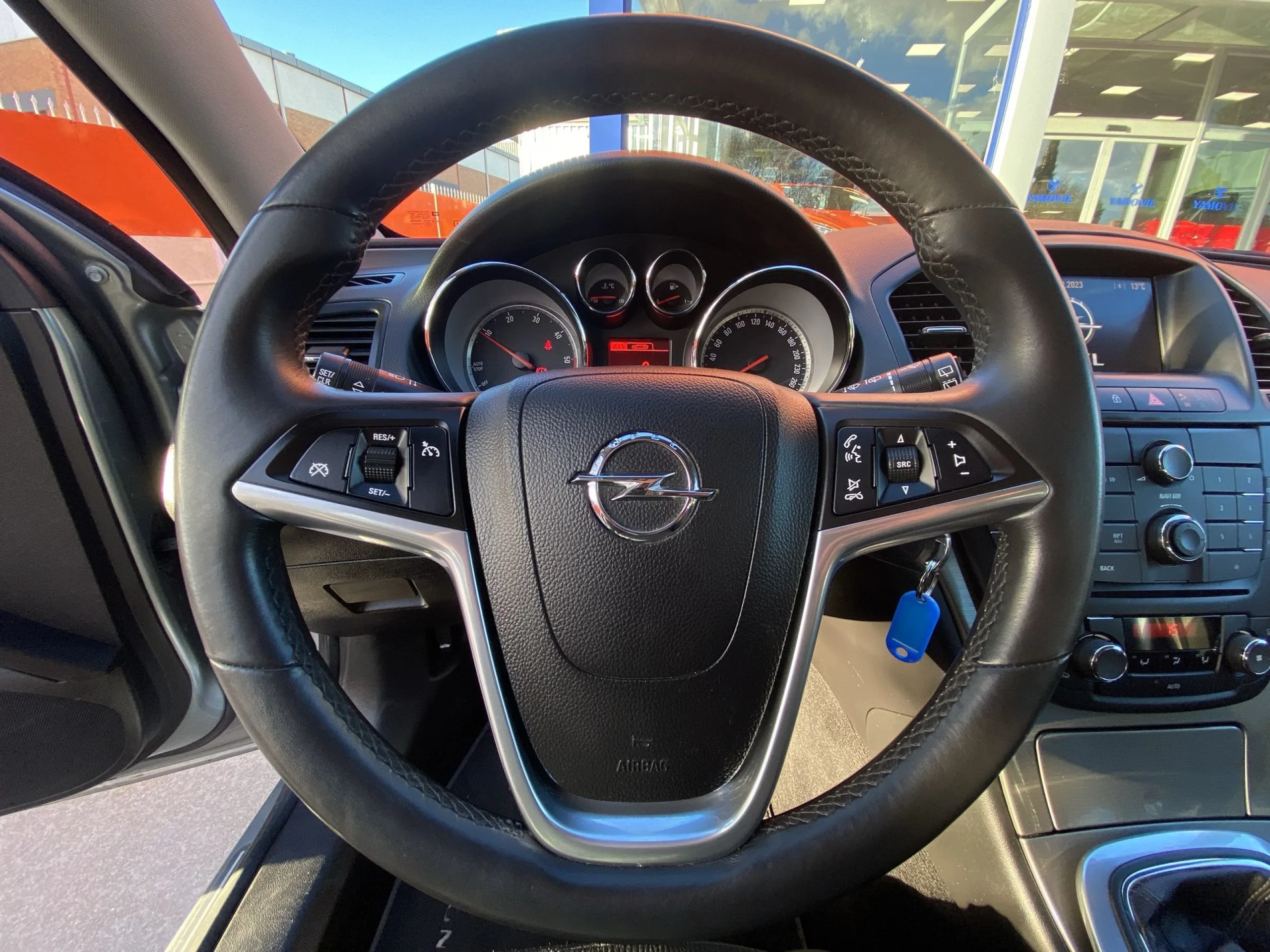 Opel Insignia 2.0 CDTI SANDS Selective 96 kW (130 CV) - Foto 11