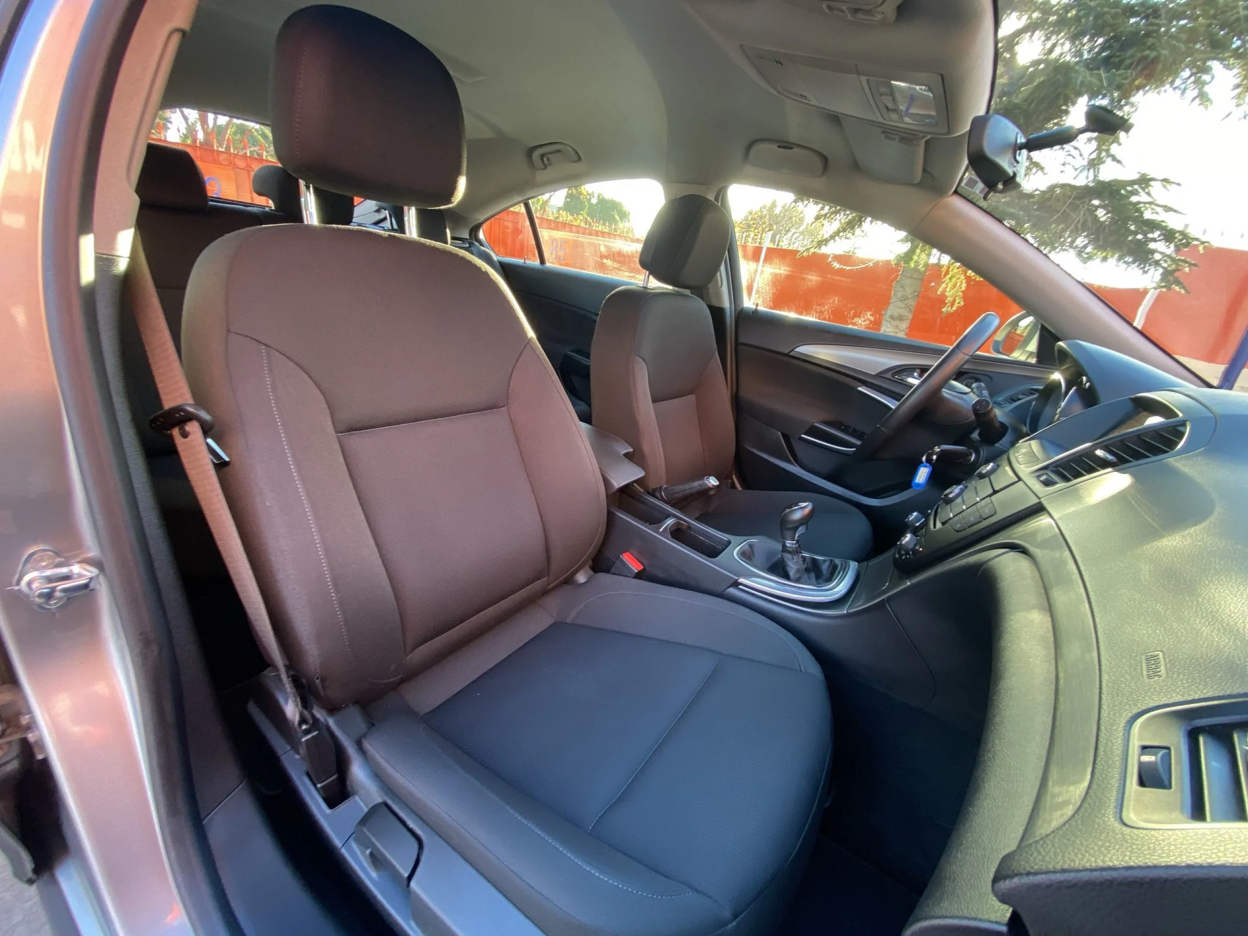 Opel Insignia 2.0 CDTI SANDS Selective 96 kW (130 CV) - Foto 20