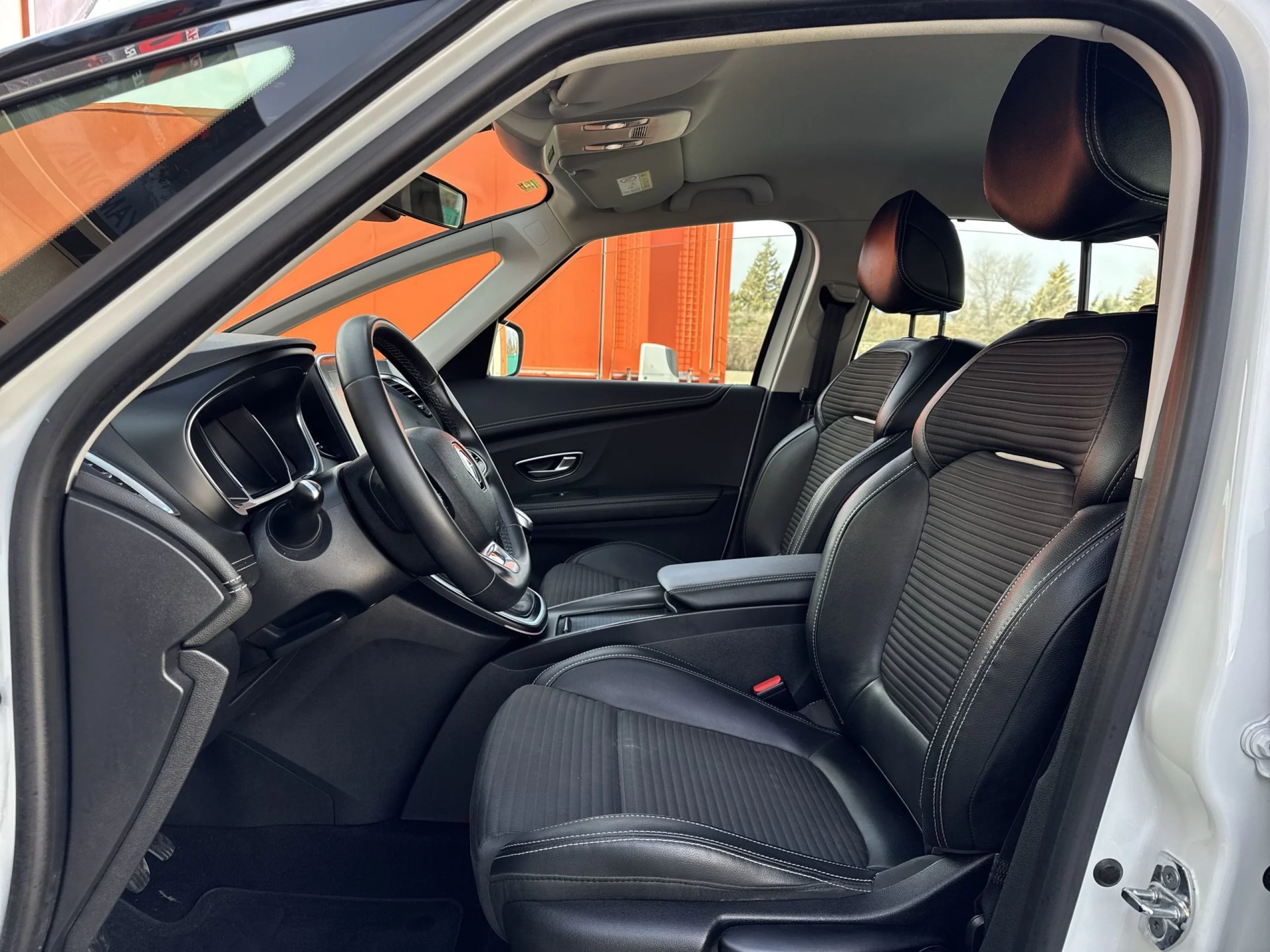 Renault Scenic Zen TCe 103 kW (140 CV) GPF - Foto 11