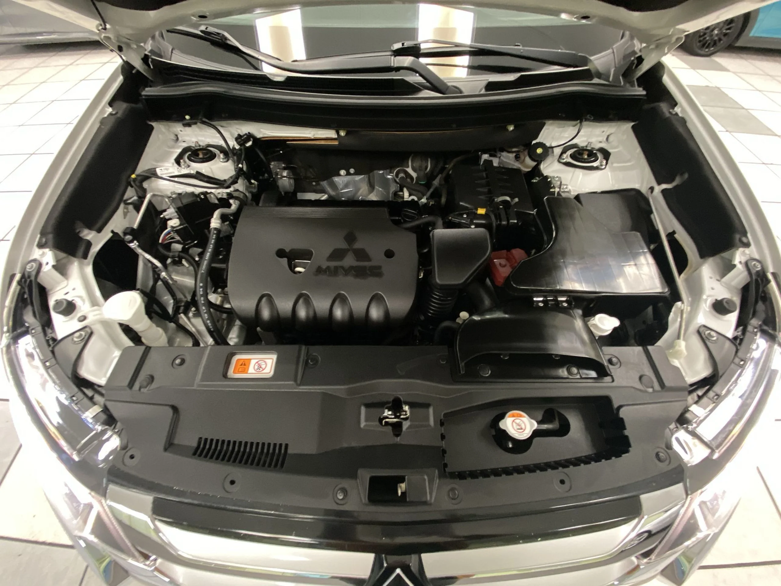 Mitsubishi Outlander 200 MPI Motion CVT 2WD 110 kW (150 CV) - Foto 21