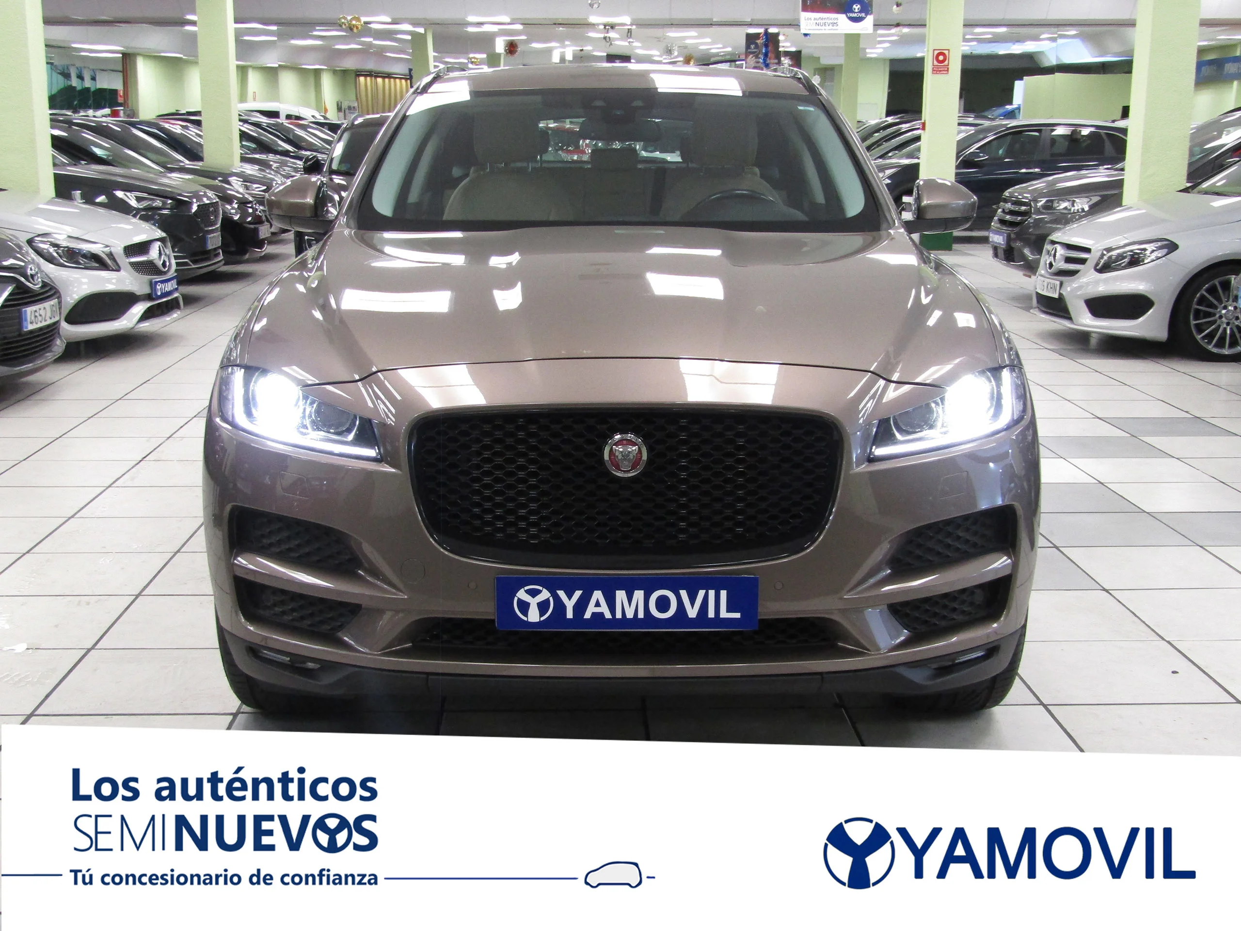 Jaguar F-Pace 2.0L i4D Prestige AWD 132 kW (180 CV) - Foto 2