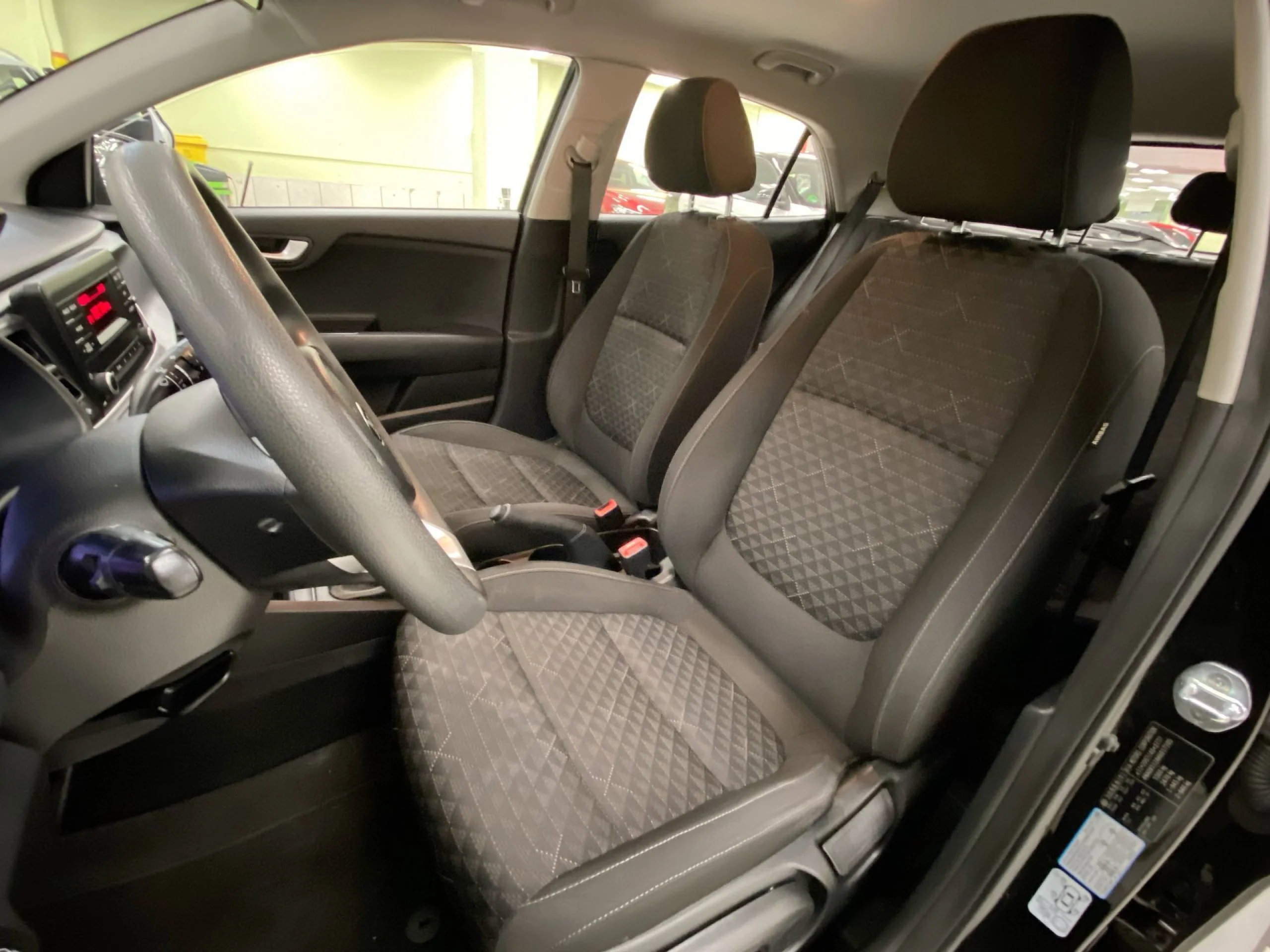 Kia Rio 1.2 CVVT Concept 62 kW (84 CV) - Foto 8