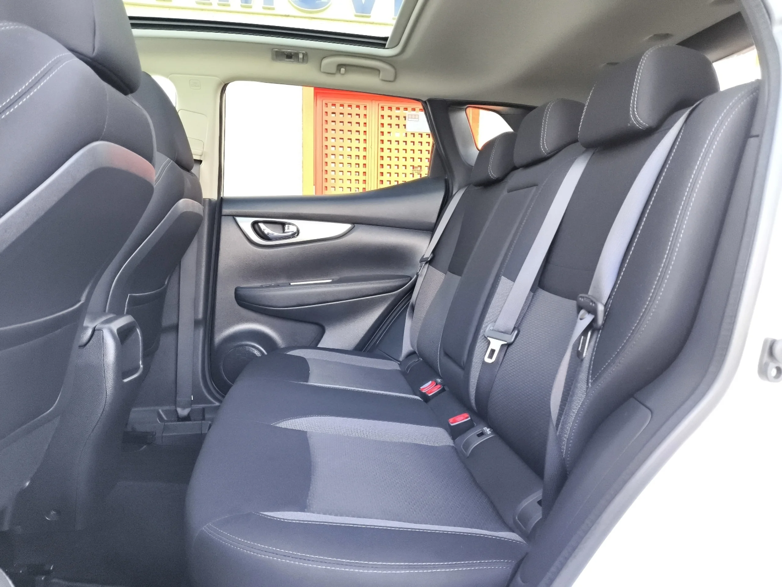 Nissan Qashqai DIG-T 140 N-Connecta 103 kW (140 CV) - Foto 20