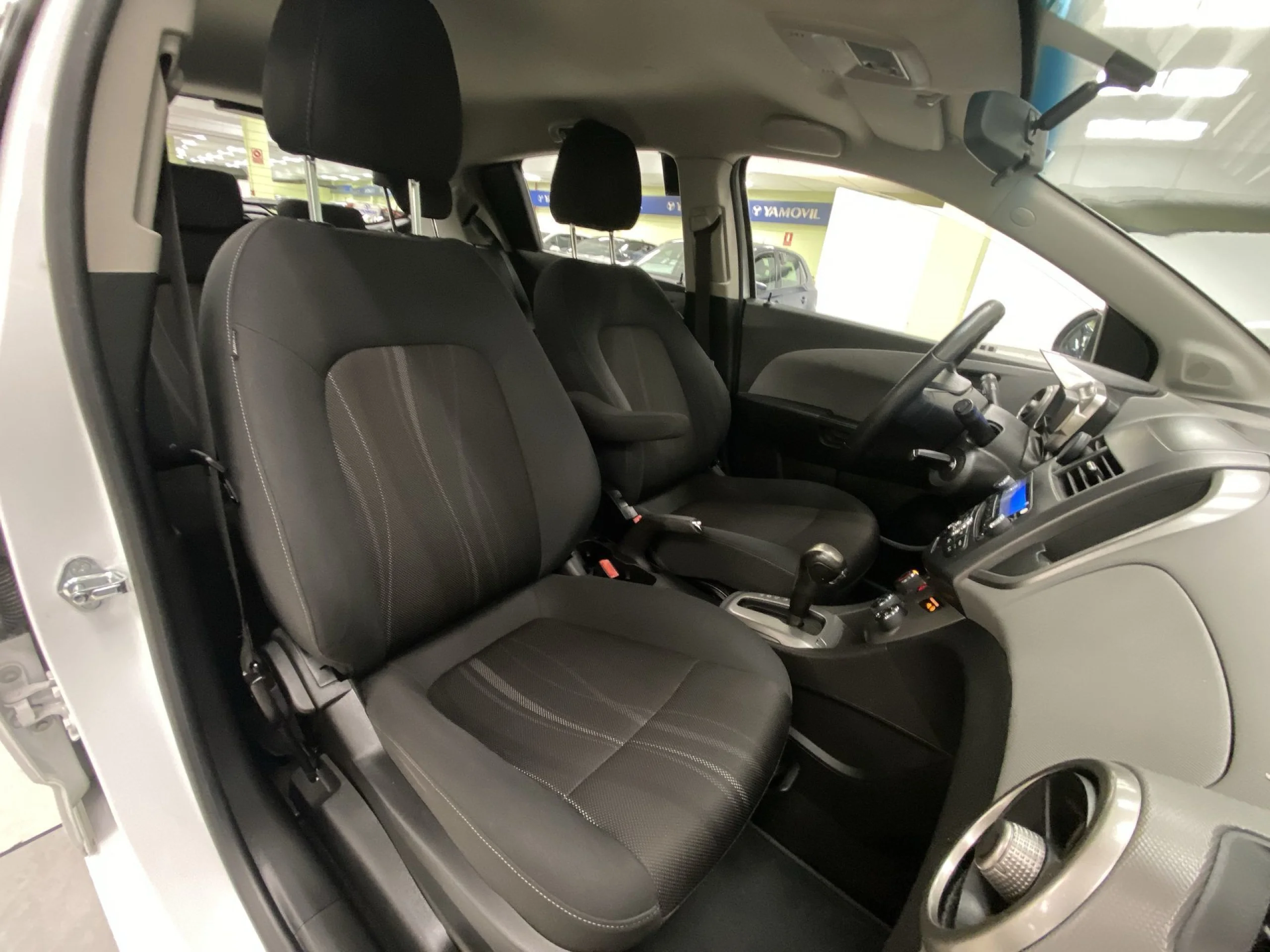 Chevrolet Aveo 1.4 16v LT+ Auto 74 kW (100 CV) - Foto 19