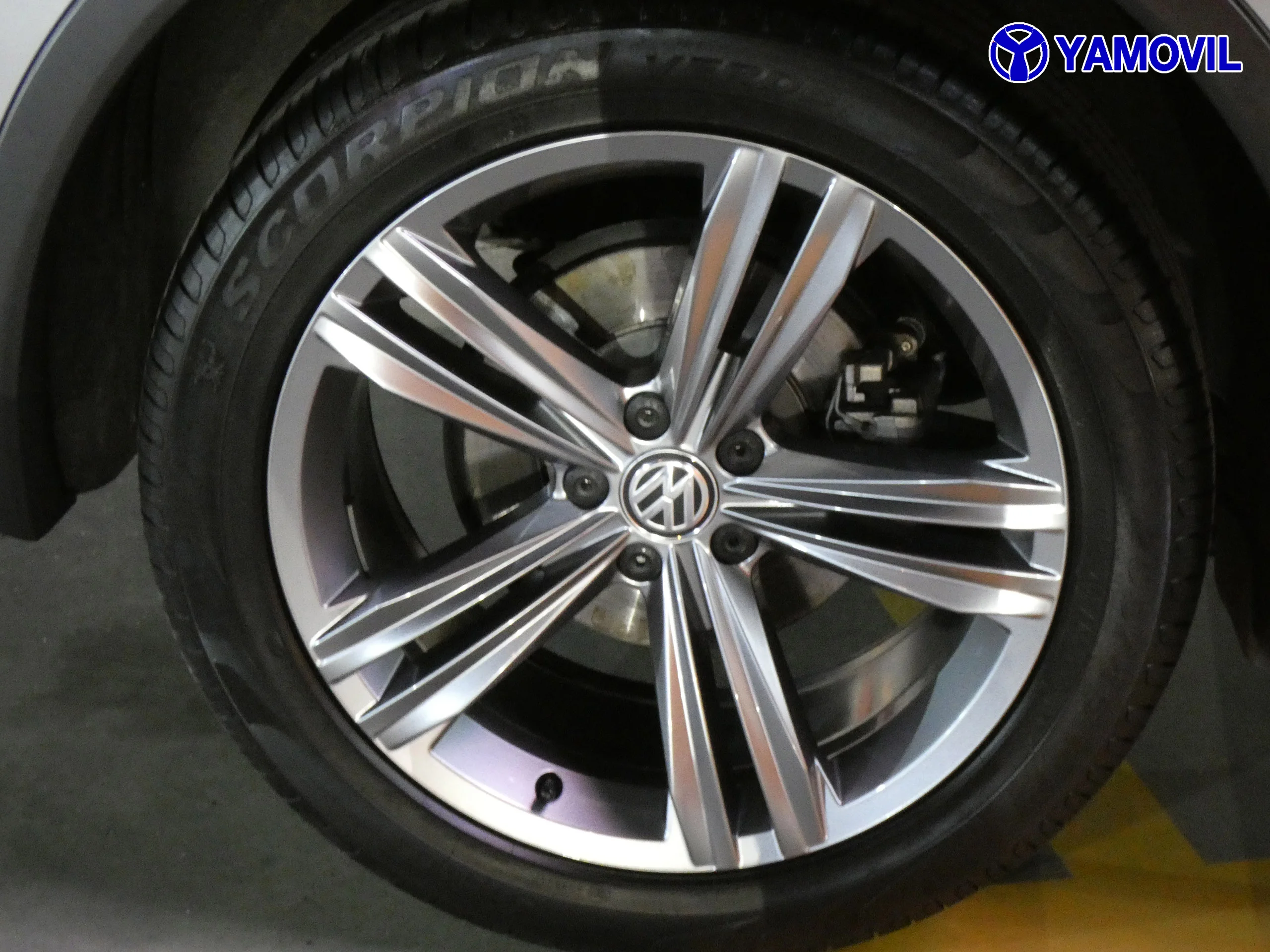 Volkswagen Tiguan SPORT R-LINE 2.0TDI - Foto 10