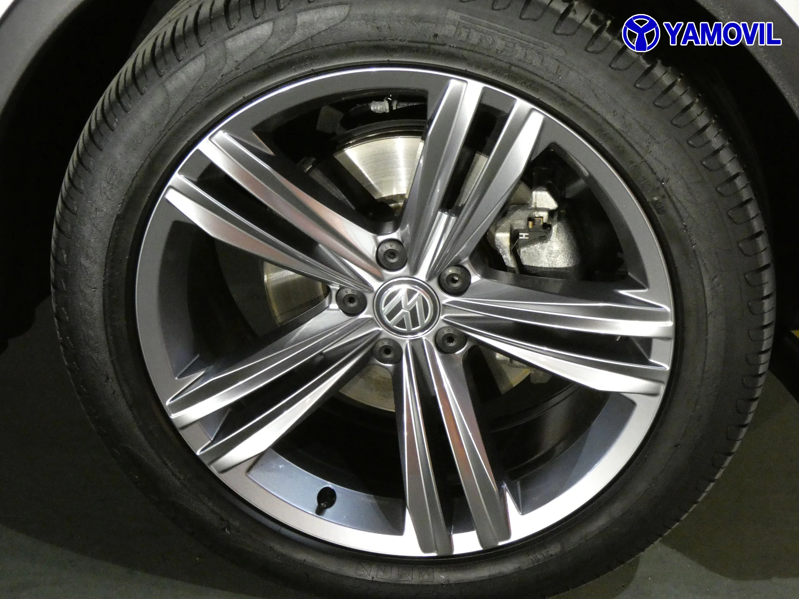 Volkswagen Tiguan SPORT R-LINE 2.0TDI - Foto 9