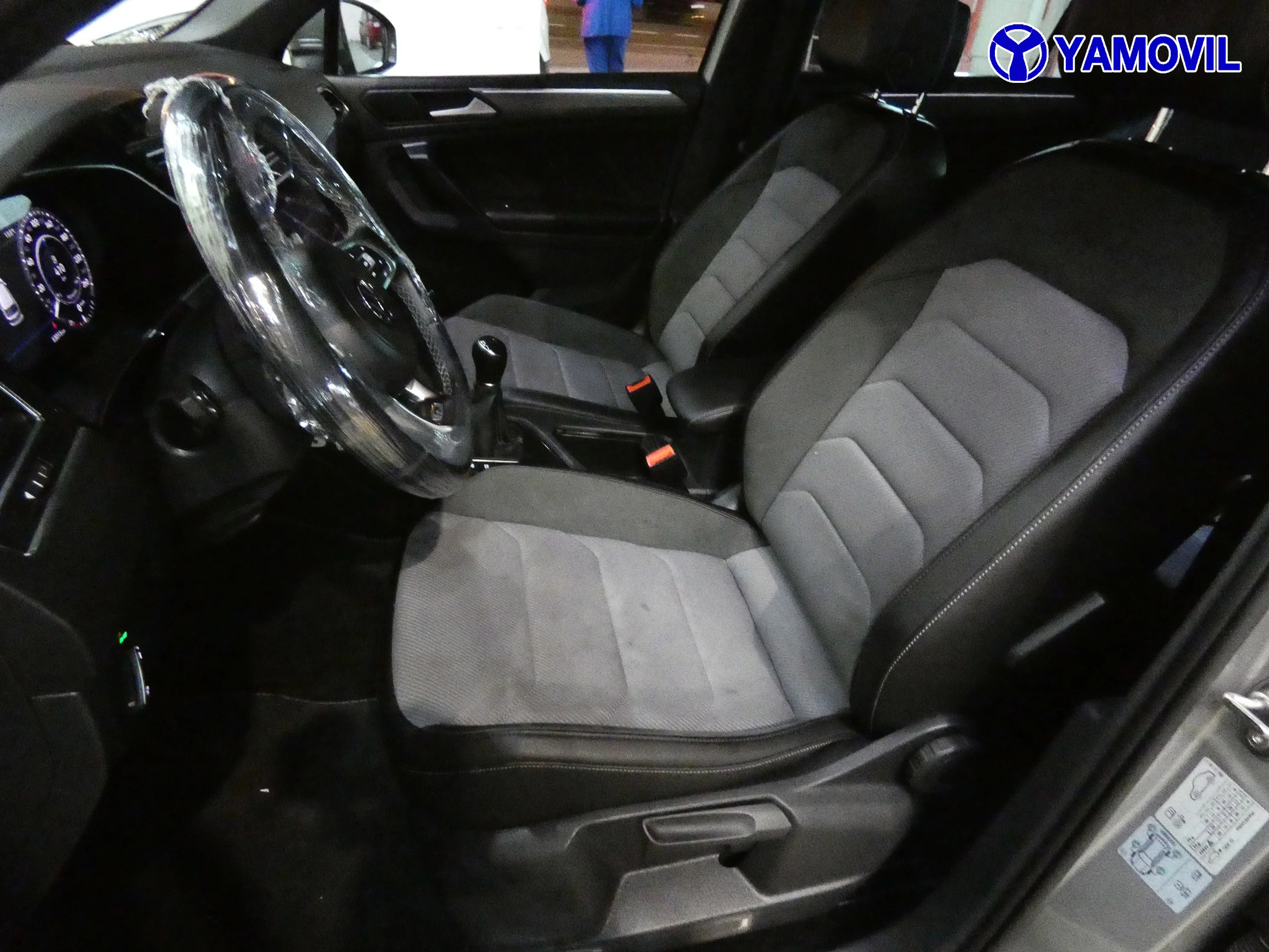 Volkswagen Tiguan SPORT R-LINE 2.0TDI - Foto 12