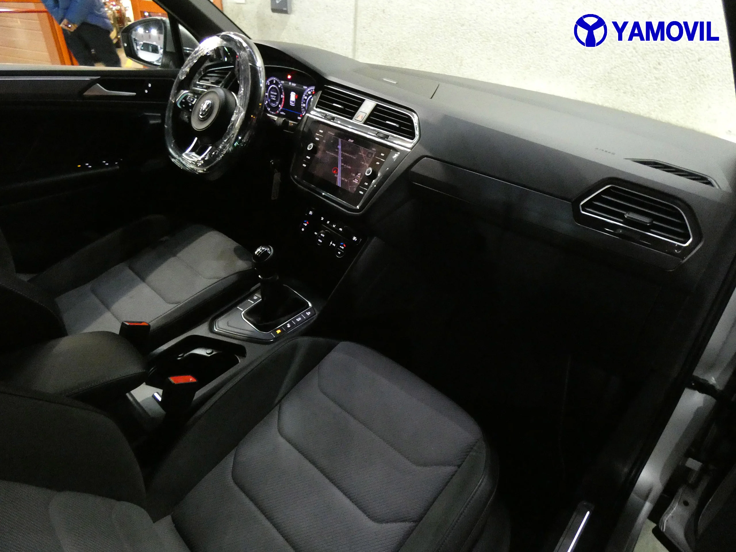 Volkswagen Tiguan SPORT R-LINE 2.0TDI - Foto 19