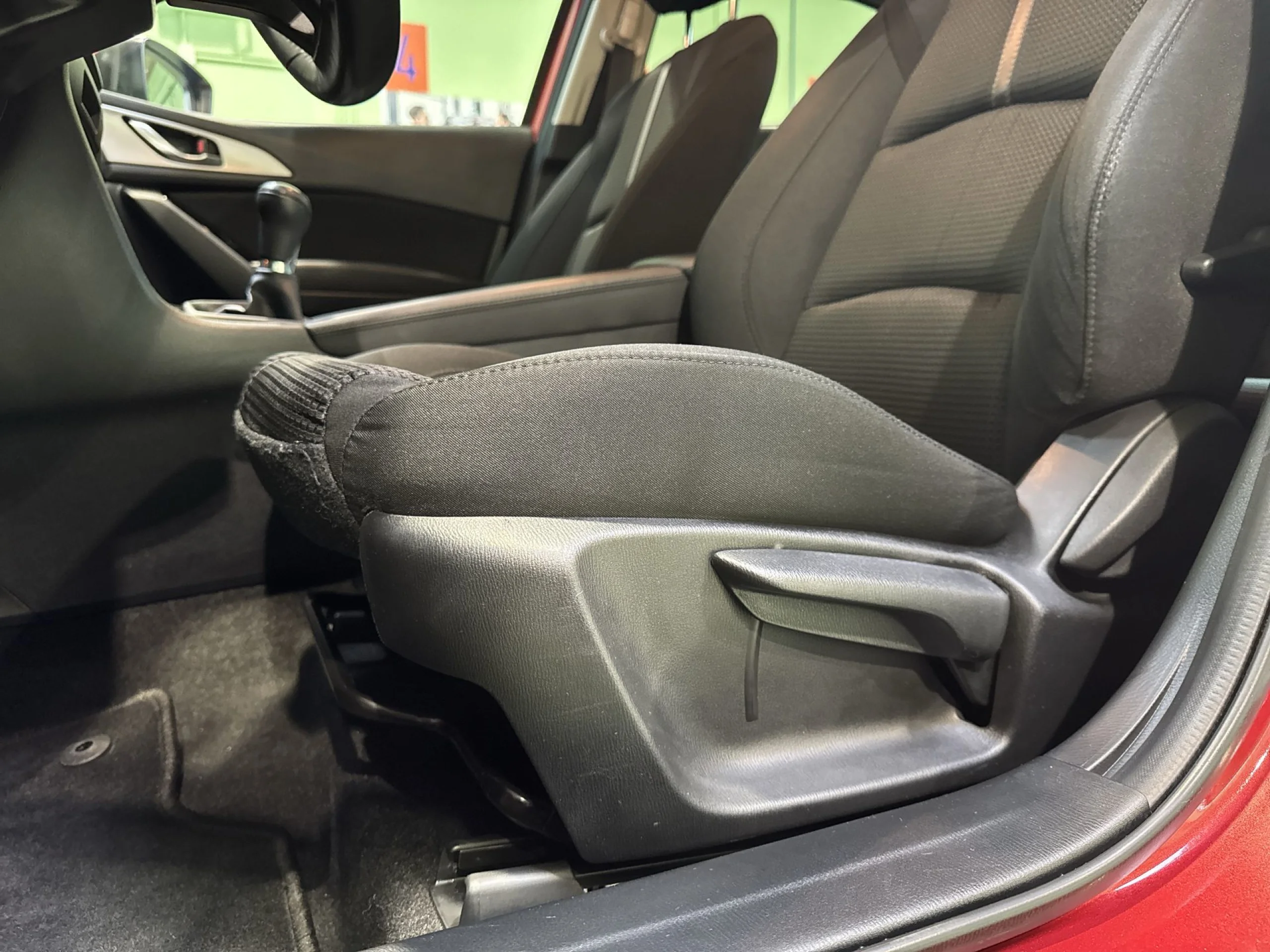 Mazda Mazda 3 2.0 Skyactiv-G Evolution 88 kW (120 CV) - Foto 9