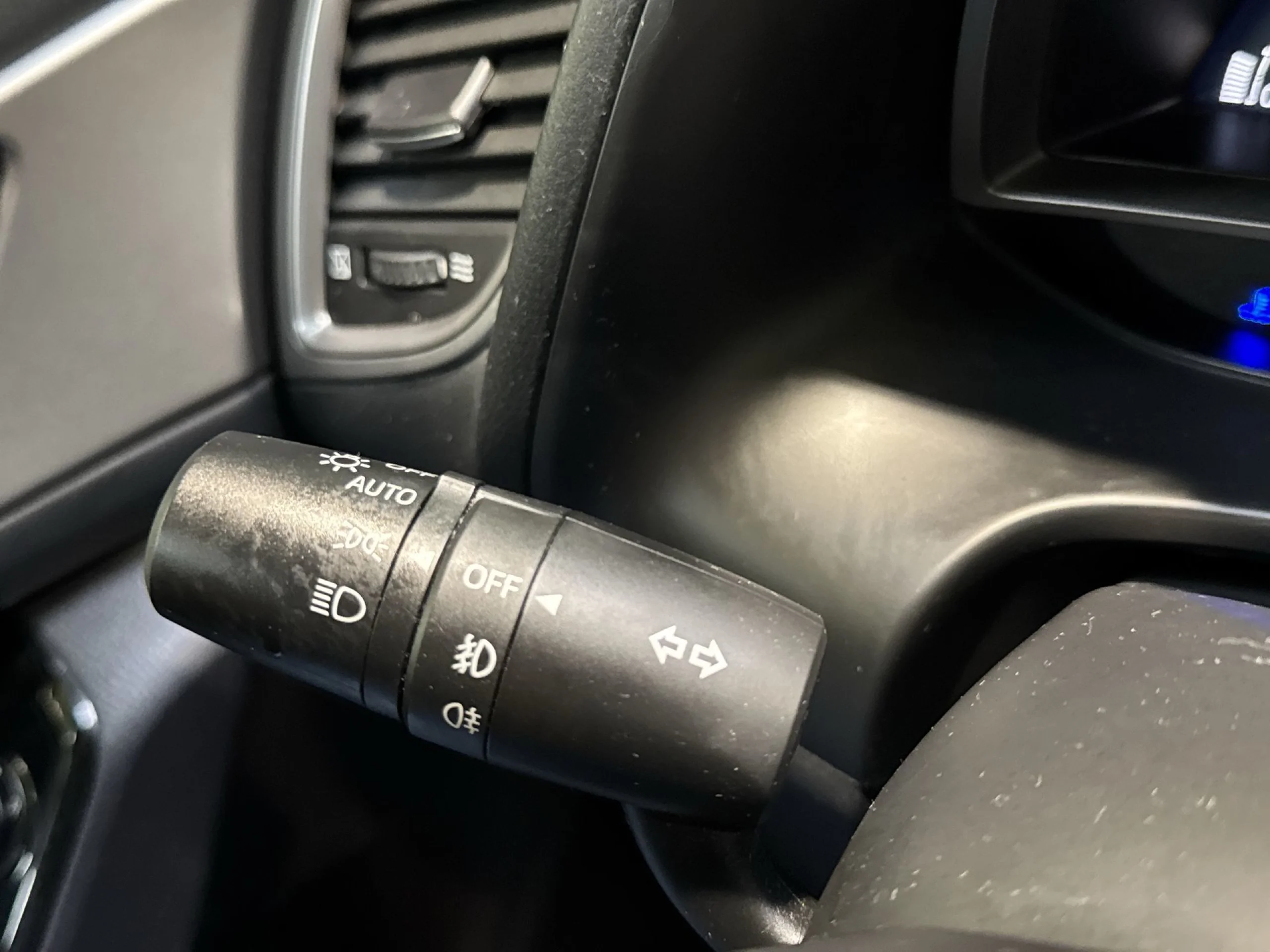 Mazda Mazda 3 2.0 Skyactiv-G Evolution 88 kW (120 CV) - Foto 12