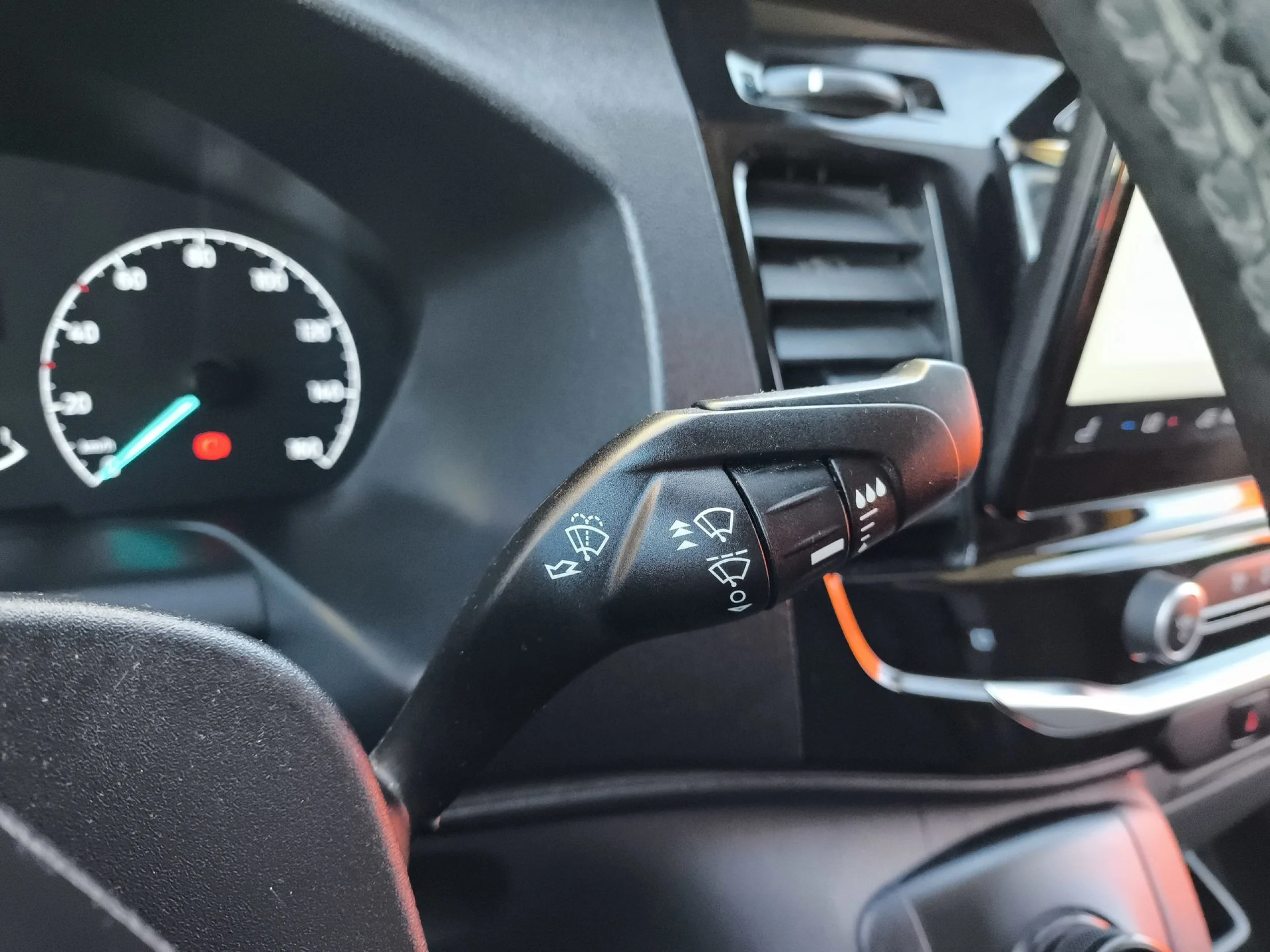 Ford Transit Furgon 350 L3 Trend RWD 135 kW (184 CV) - Foto 20