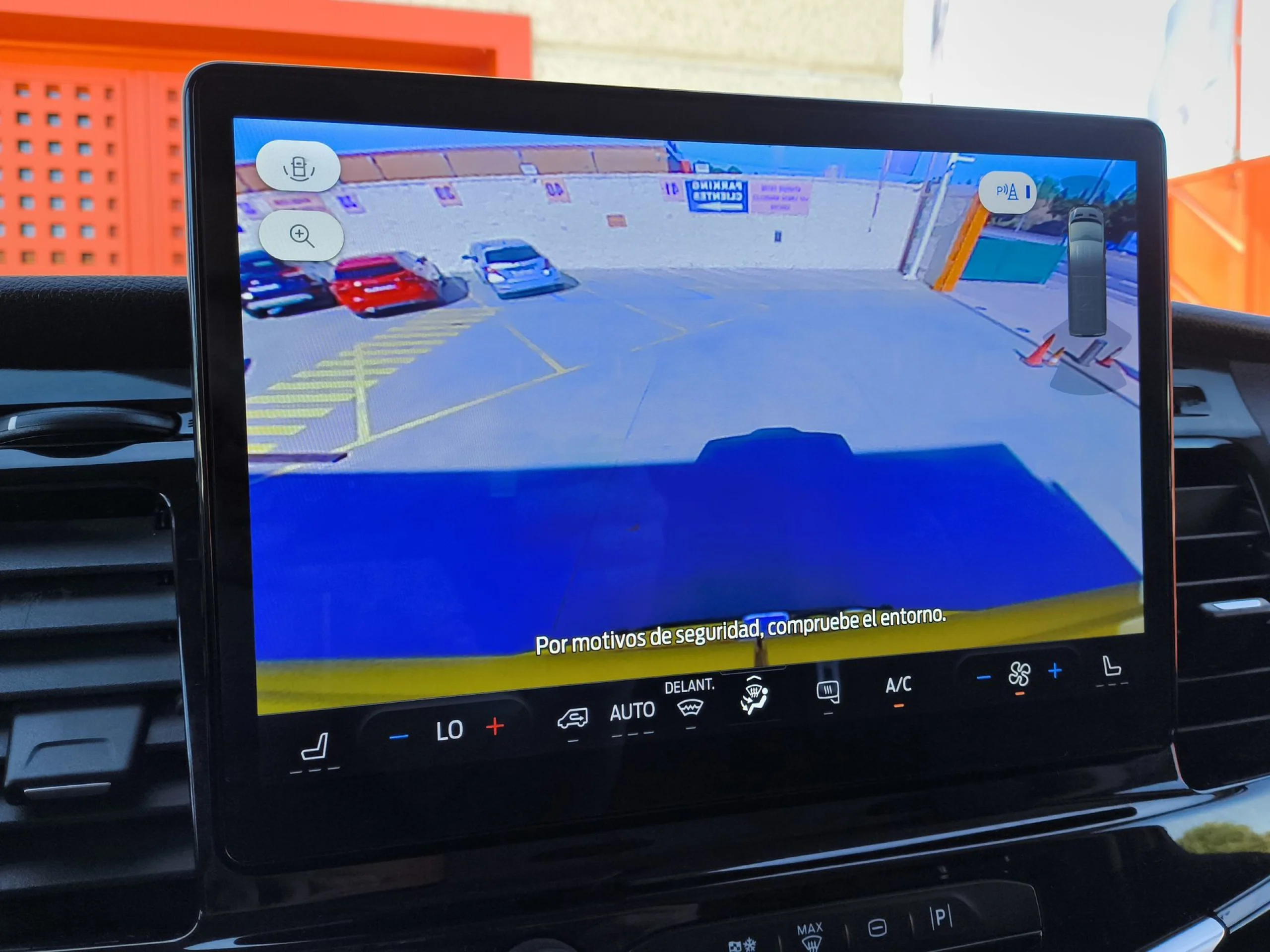 Ford Transit Furgon 350 L3 Trend RWD 135 kW (184 CV) - Foto 25