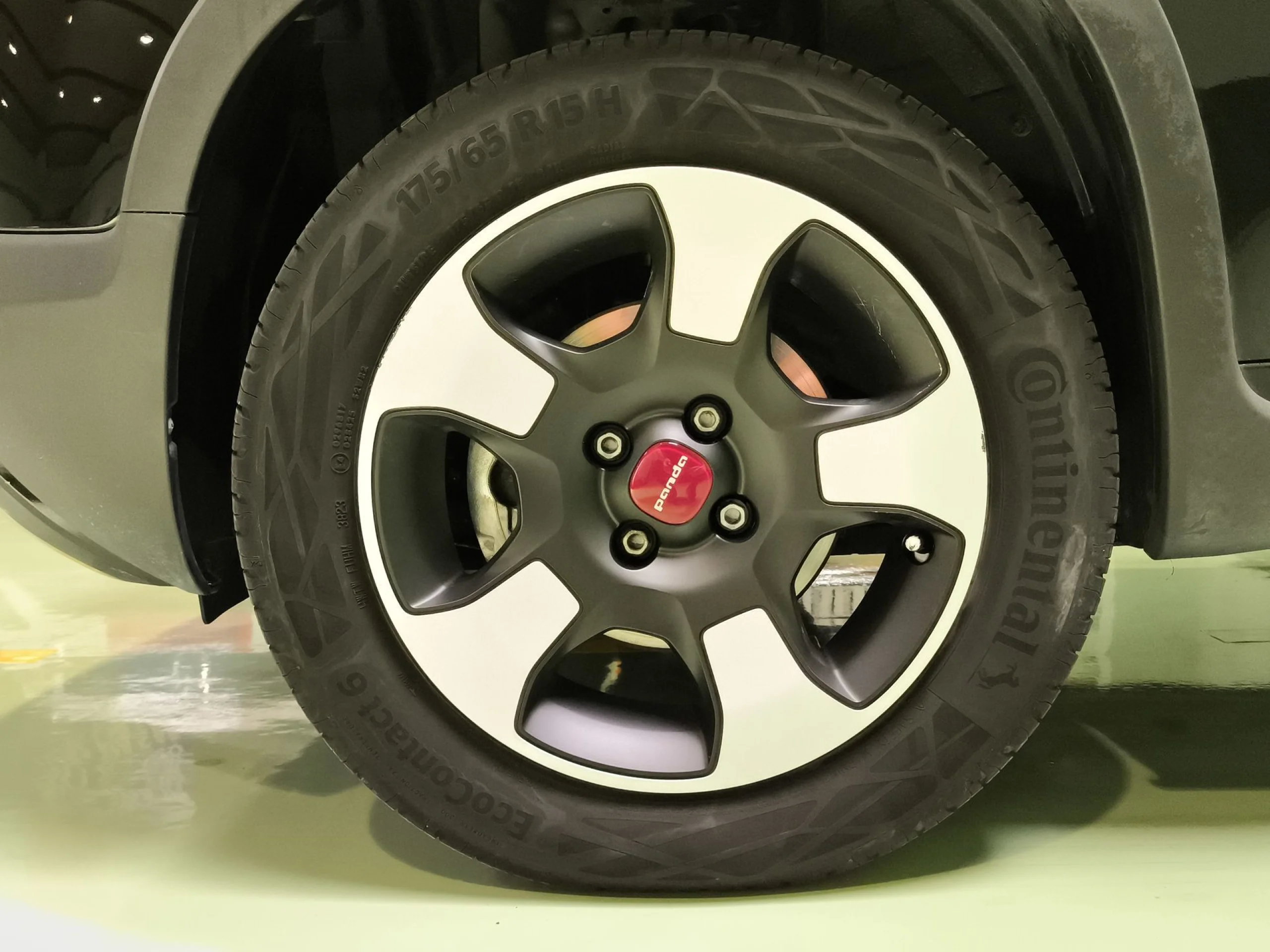 Fiat Panda 1.0 Hybrid Cross 51 kW (70 CV) - Foto 7